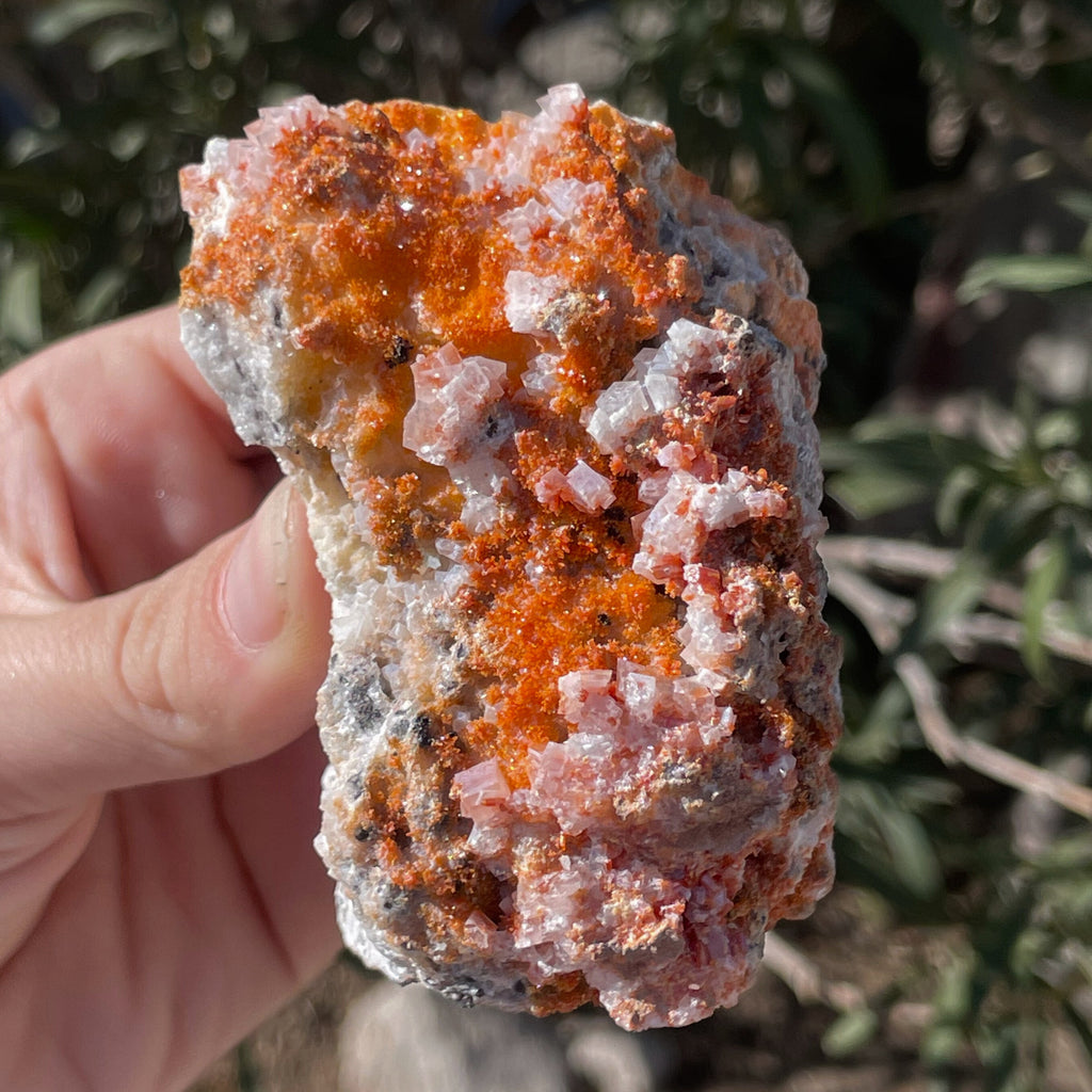 MN0013-Vanadinite On Calcite