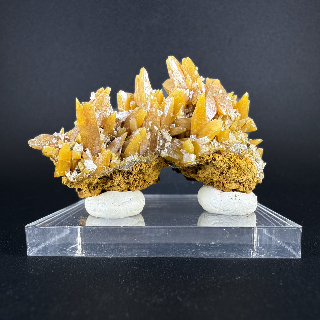 Wulfenite Bi-pyramidal crystals