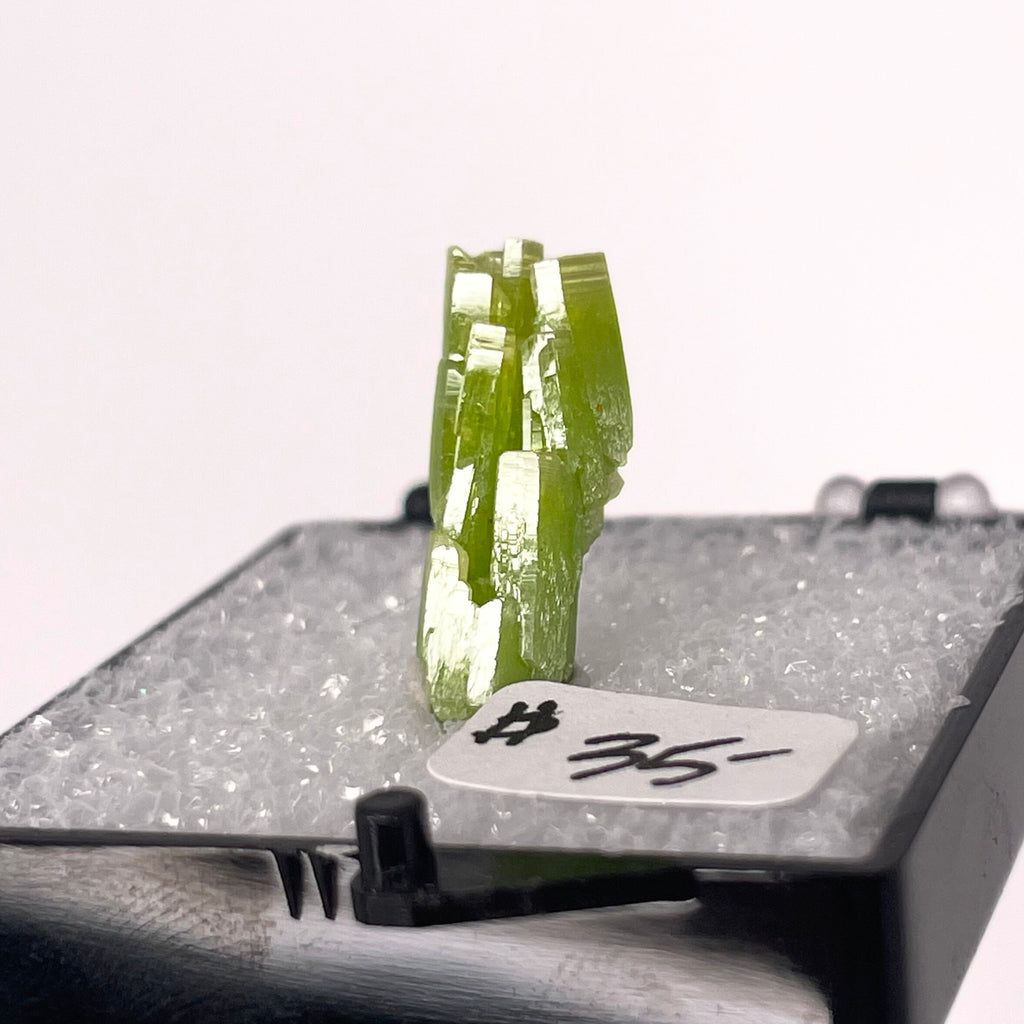 MN0069-Pyromorphite (Tn)