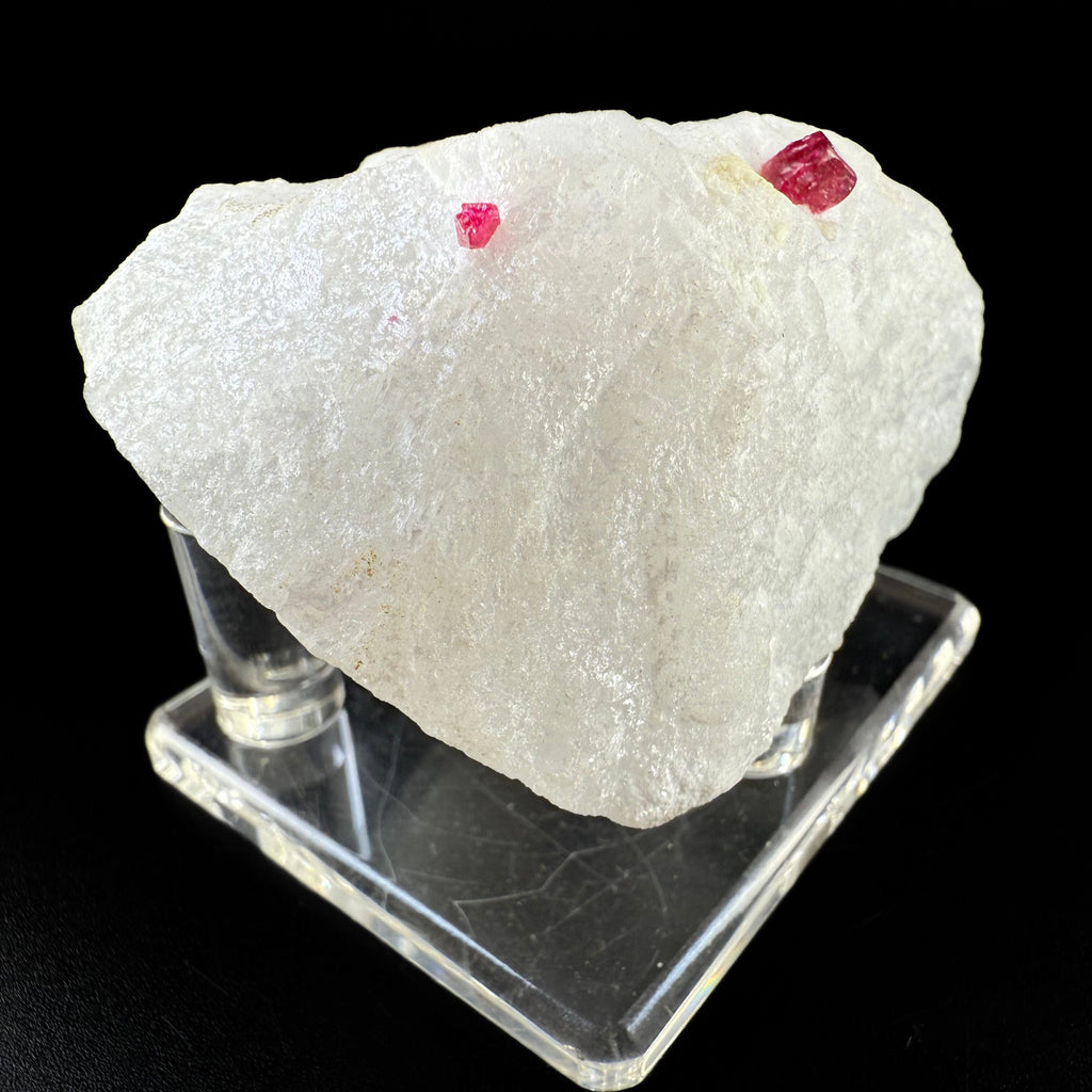 MN0027-Spinel
