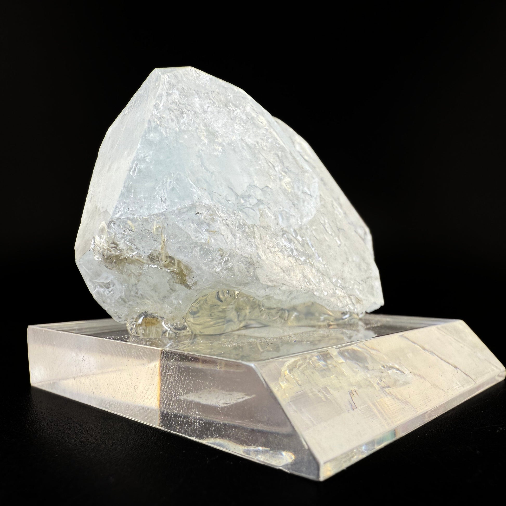 MN0028-Beryl Var. Aquamarine