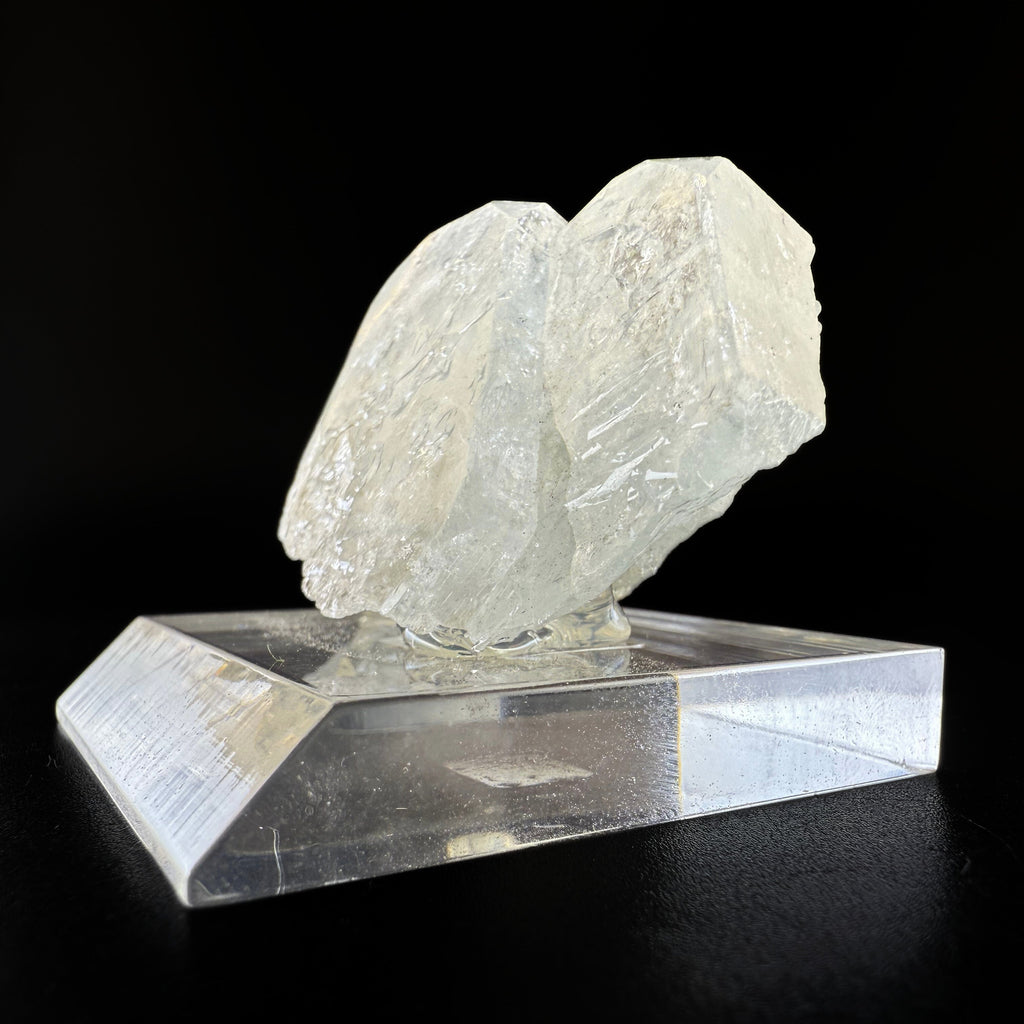 MN0028-Beryl Var. Aquamarine