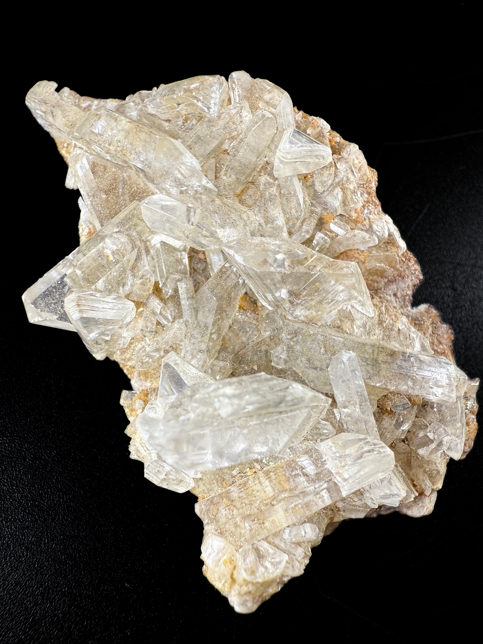 MN0052-Gypsum Var. Selenite
