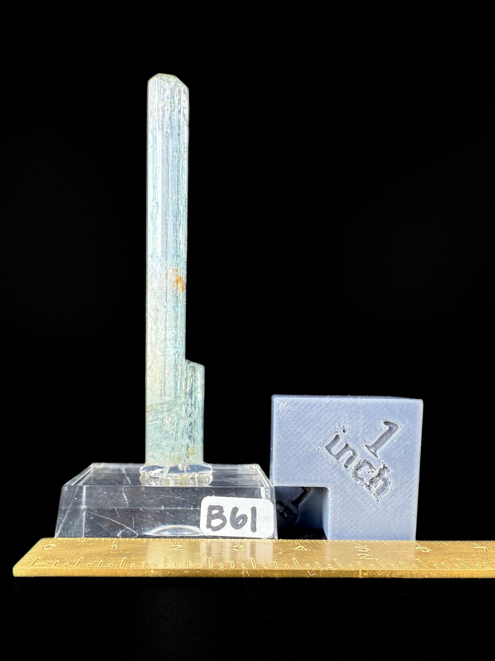 MN0061-Beryl Var. Aquamarine