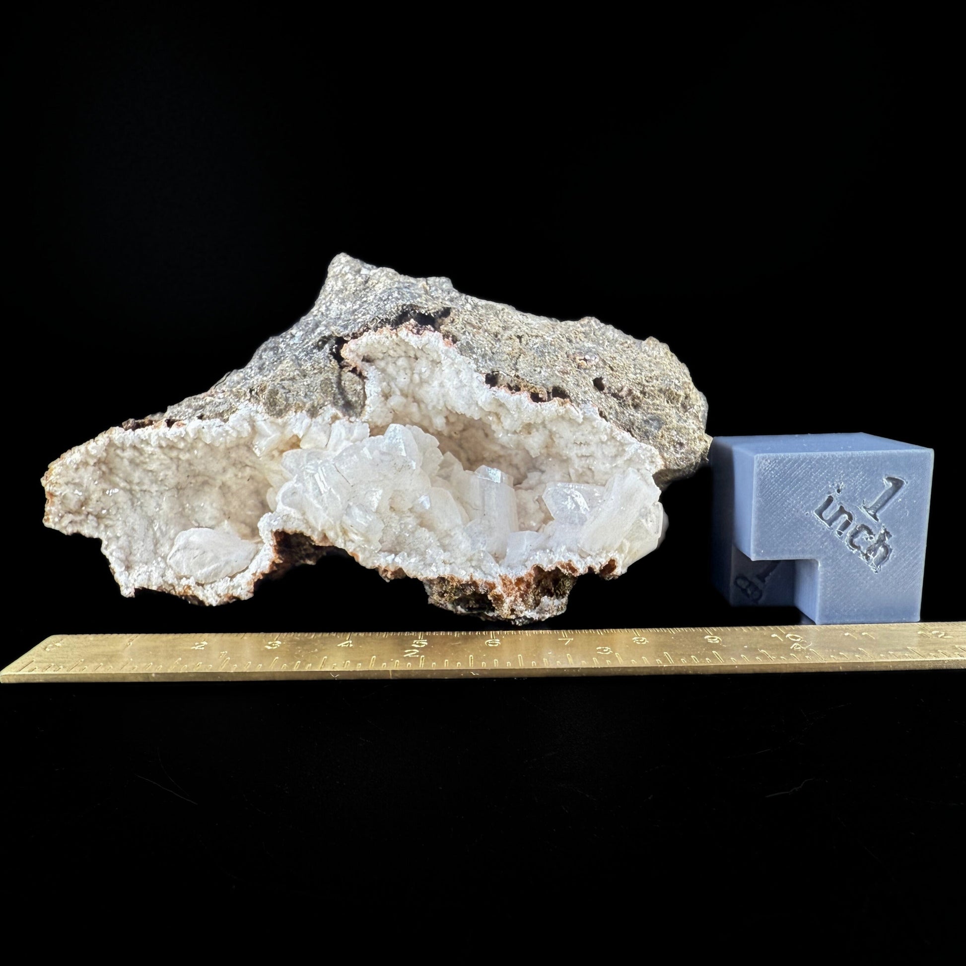 MN0074-Heulandite