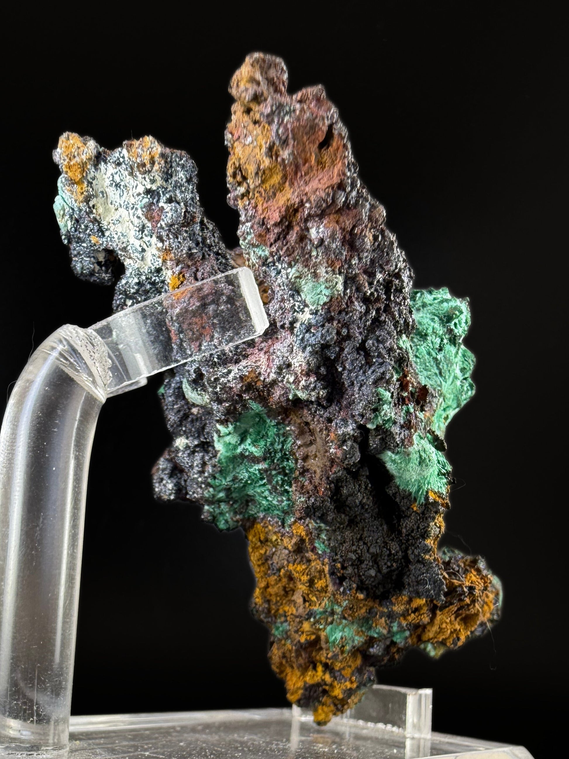 MN0082-Malachite On Native Copper