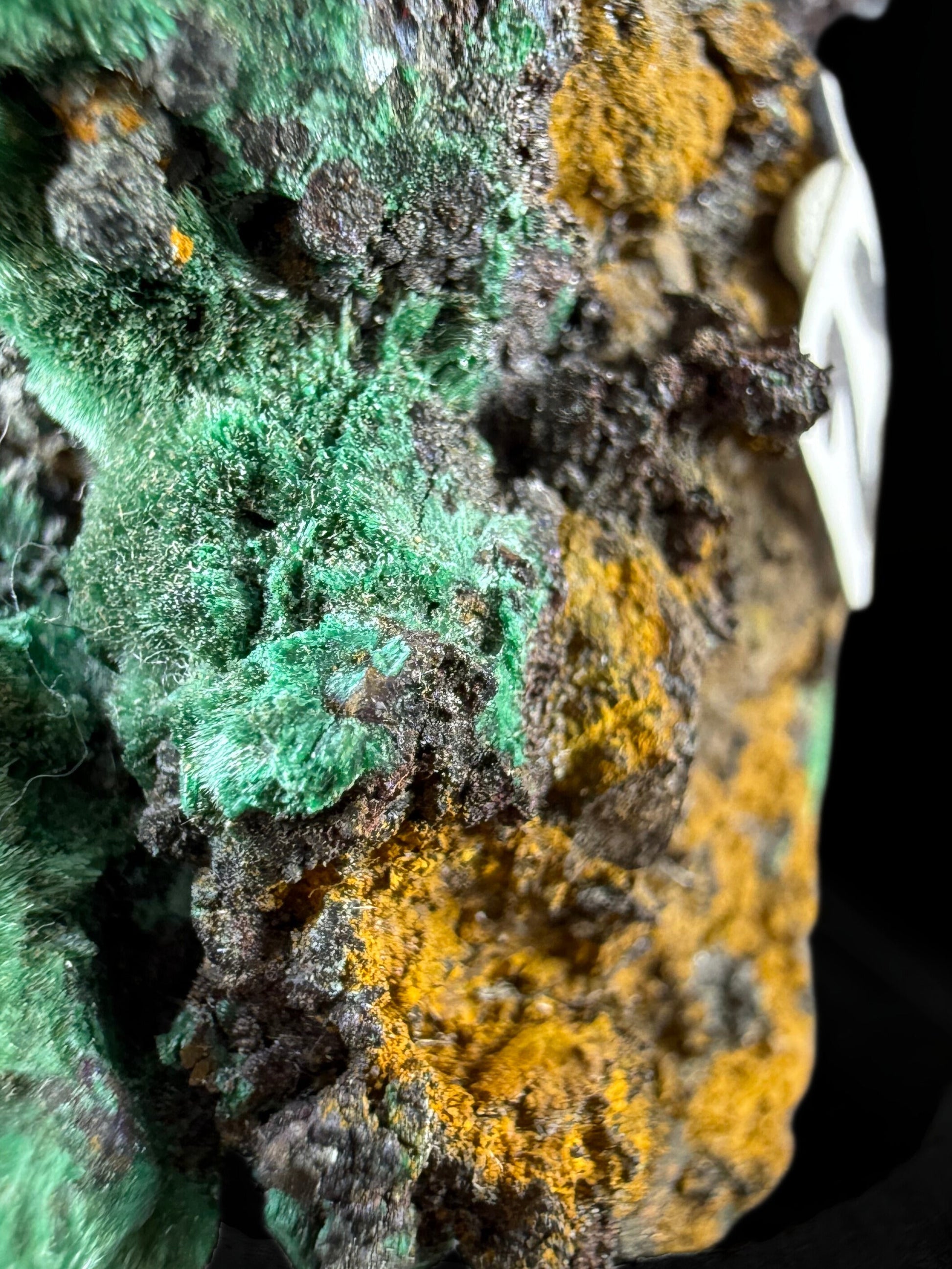 MN0082-Malachite On Native Copper