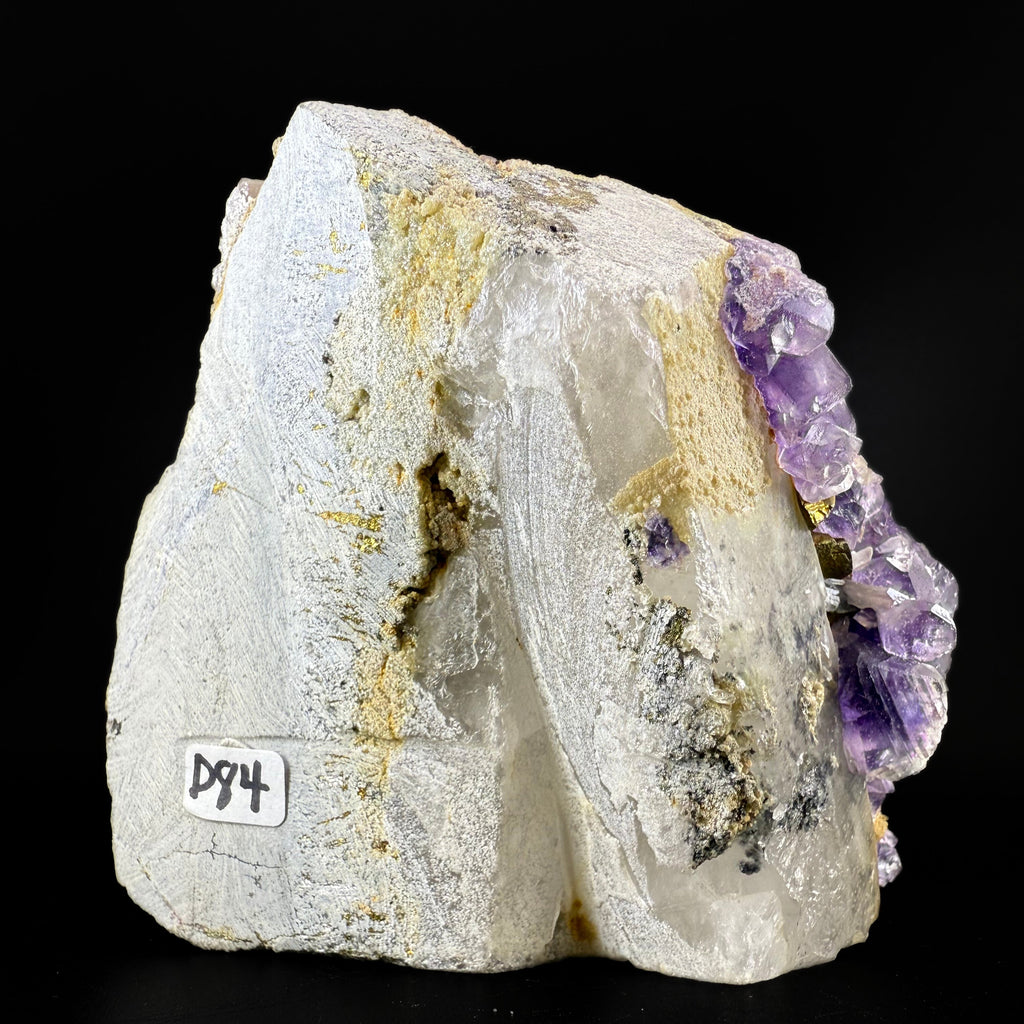 MN0084-Fluorite W/ Scheelite