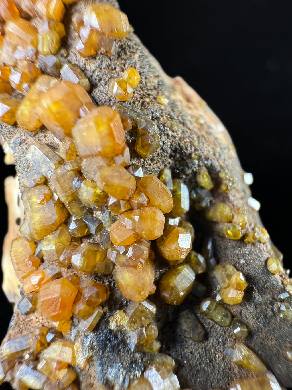 MN0091-Vanadinite (Tn)