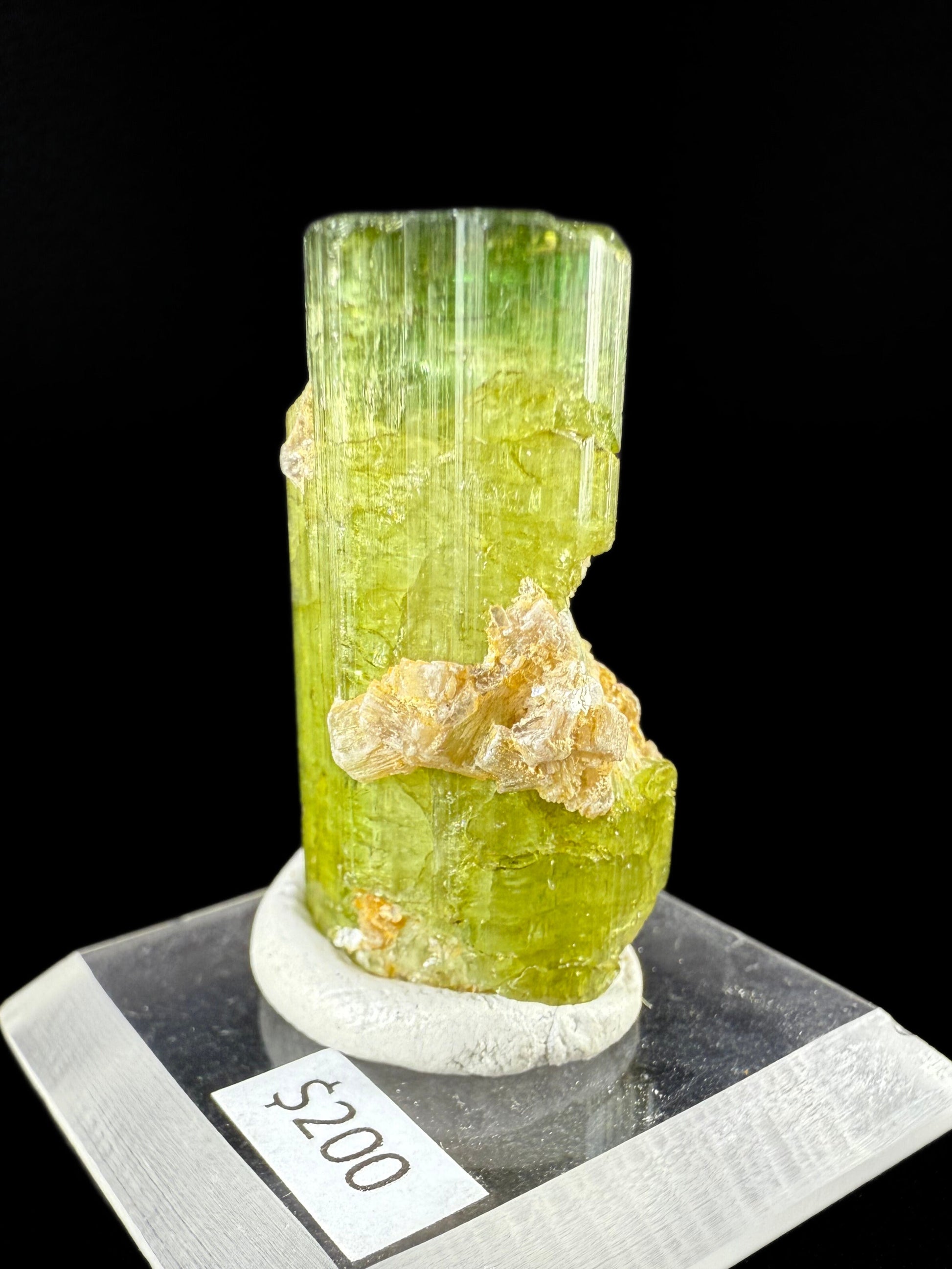 MN0103-Tourmaline