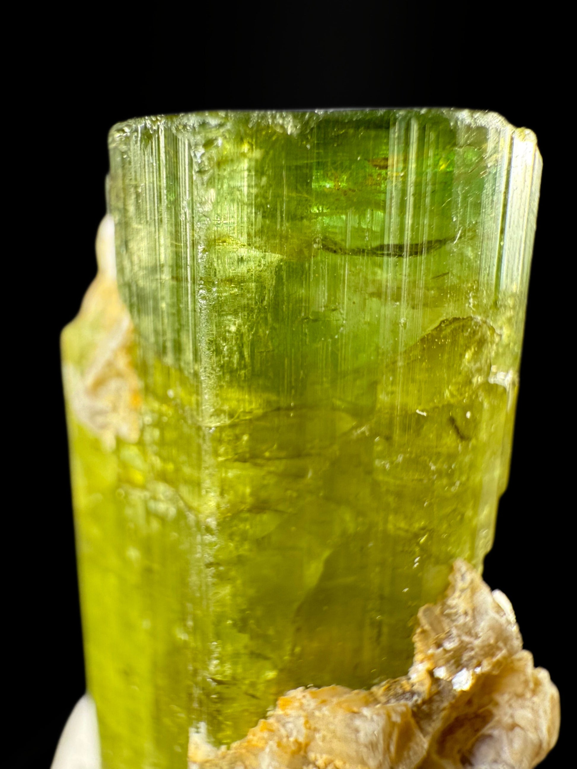 MN0103-Tourmaline