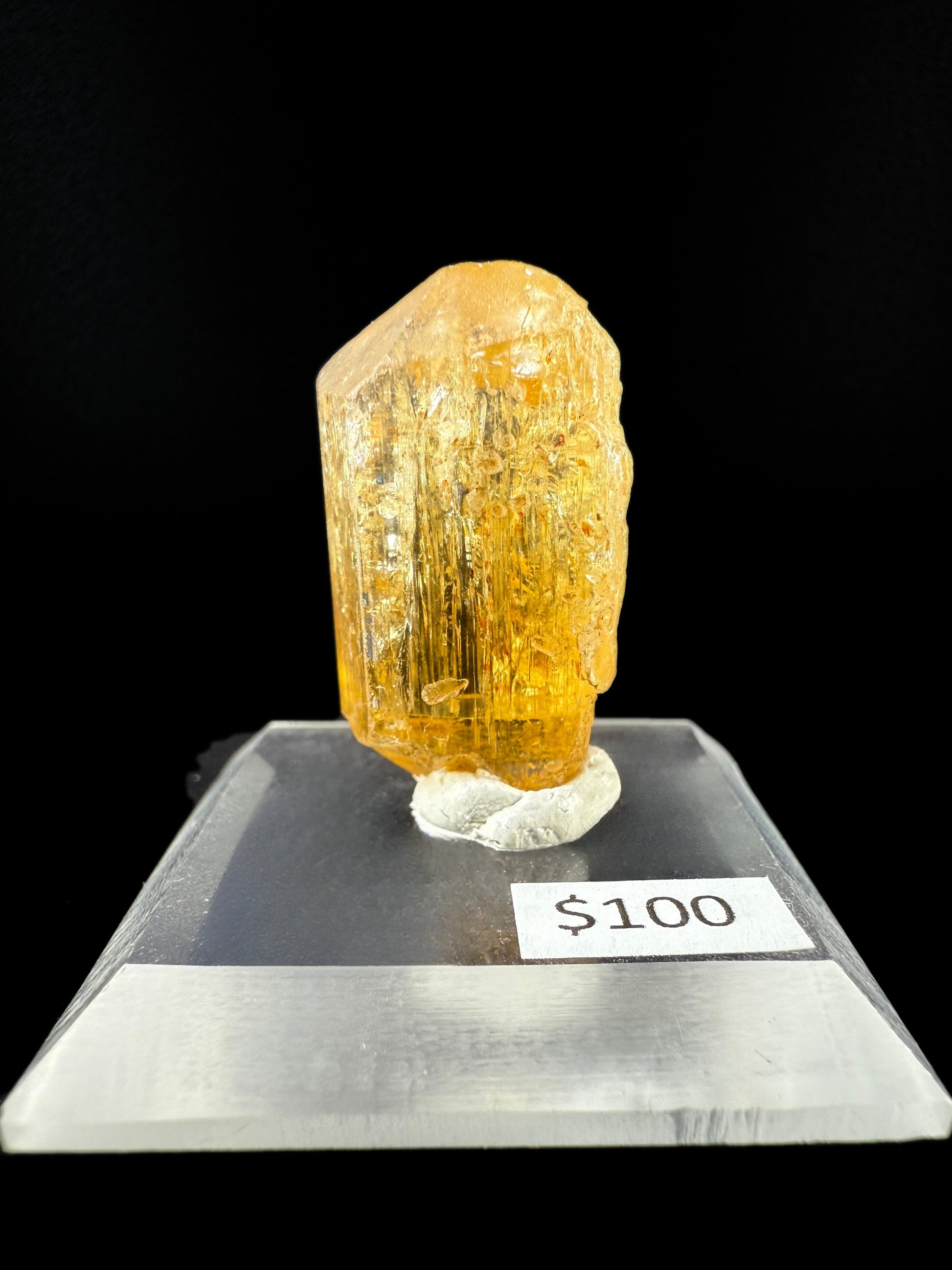 MN0108-Imperial Topaz