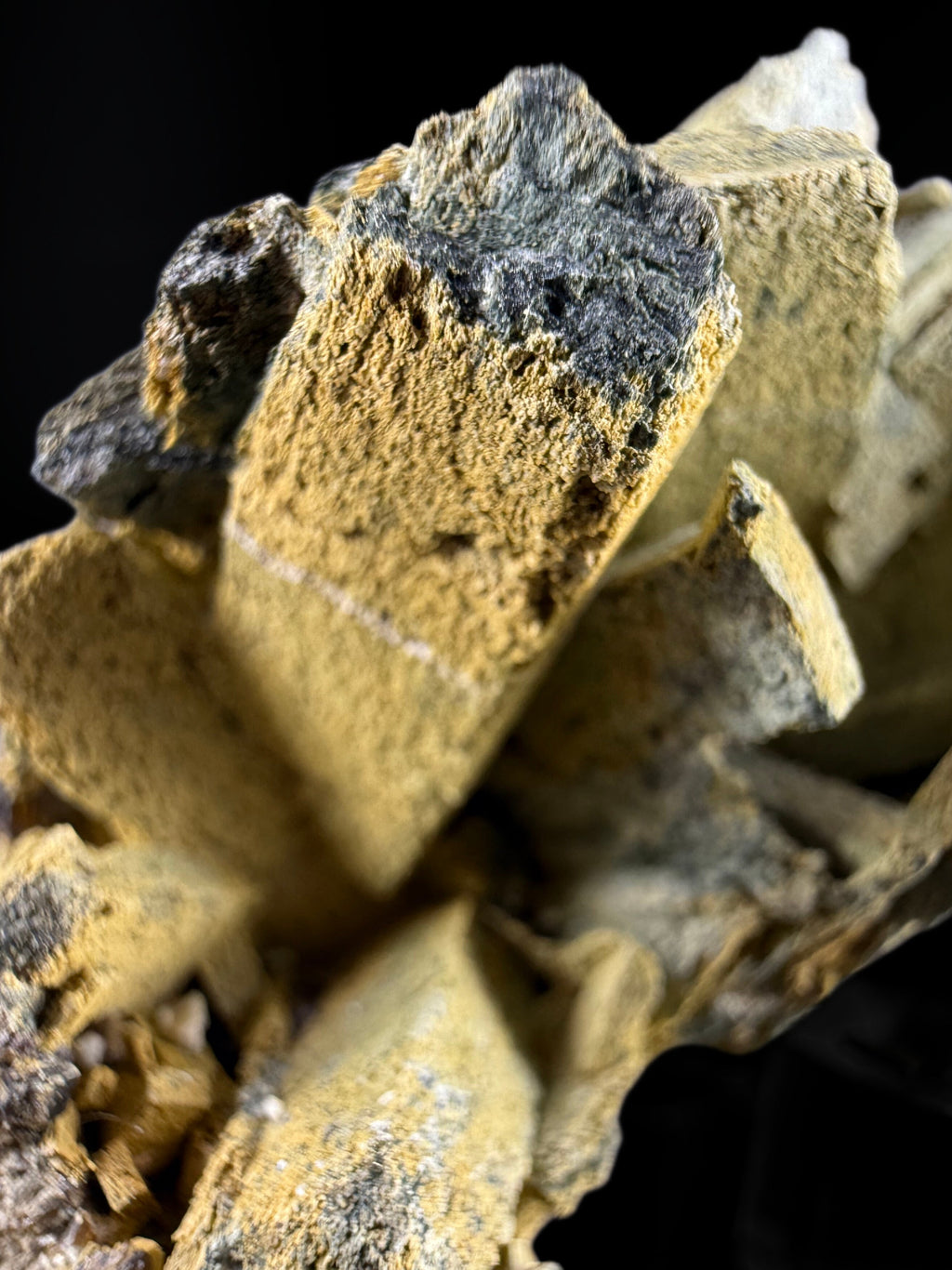 MN0111-Uralite (Actinolite After Diposide)