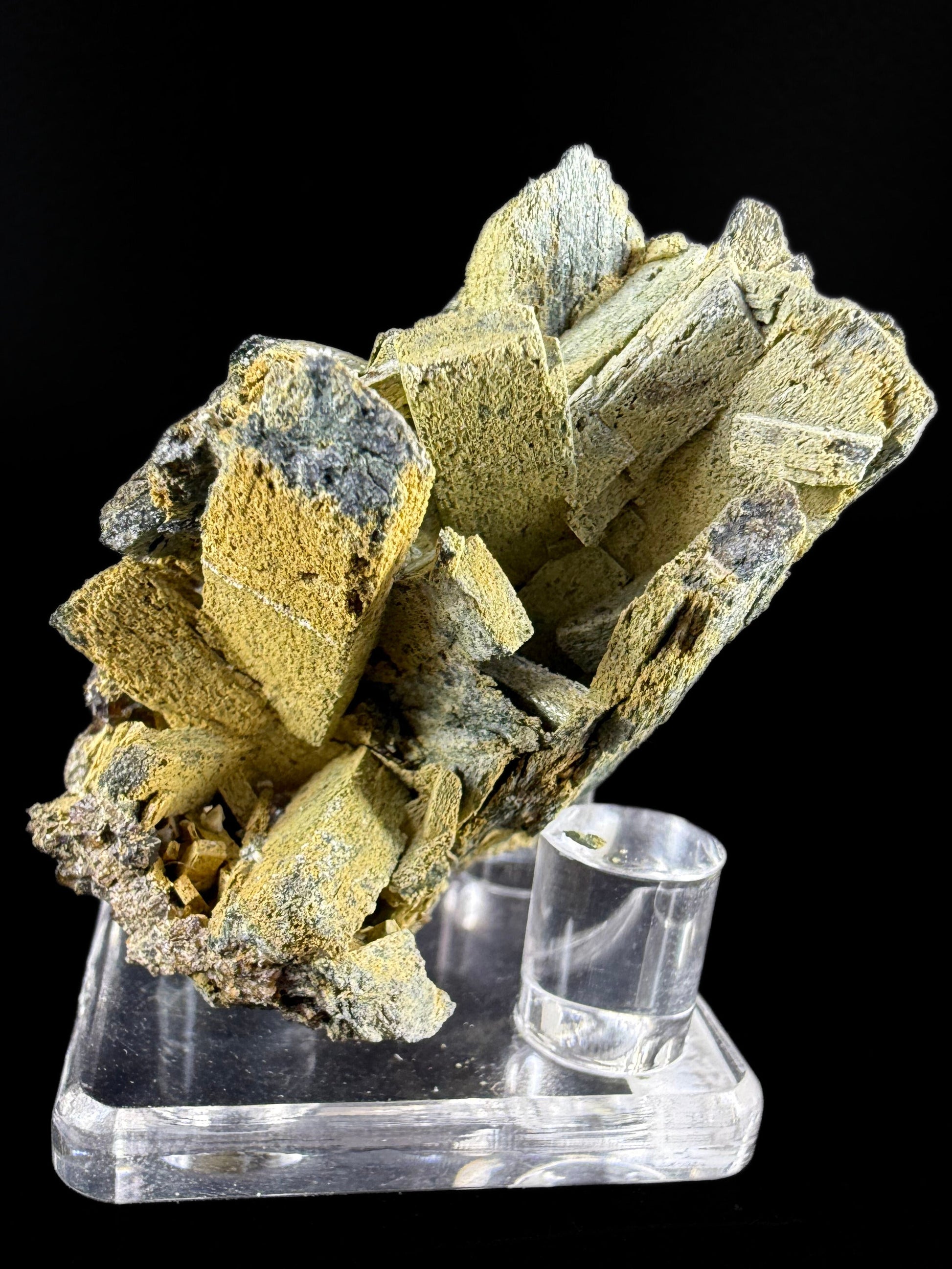 MN0111-Uralite (Actinolite After Diposide)