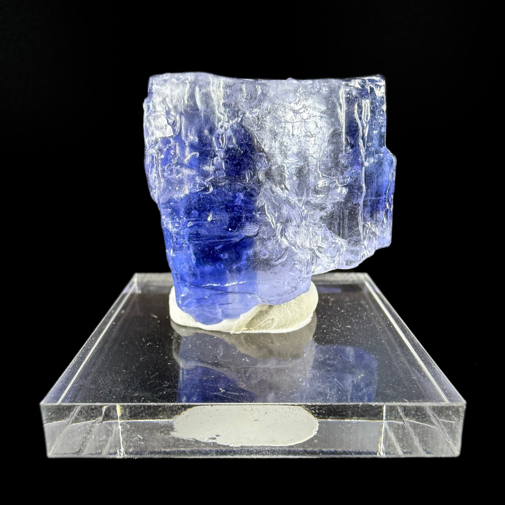 MN0115-Blue Halite
