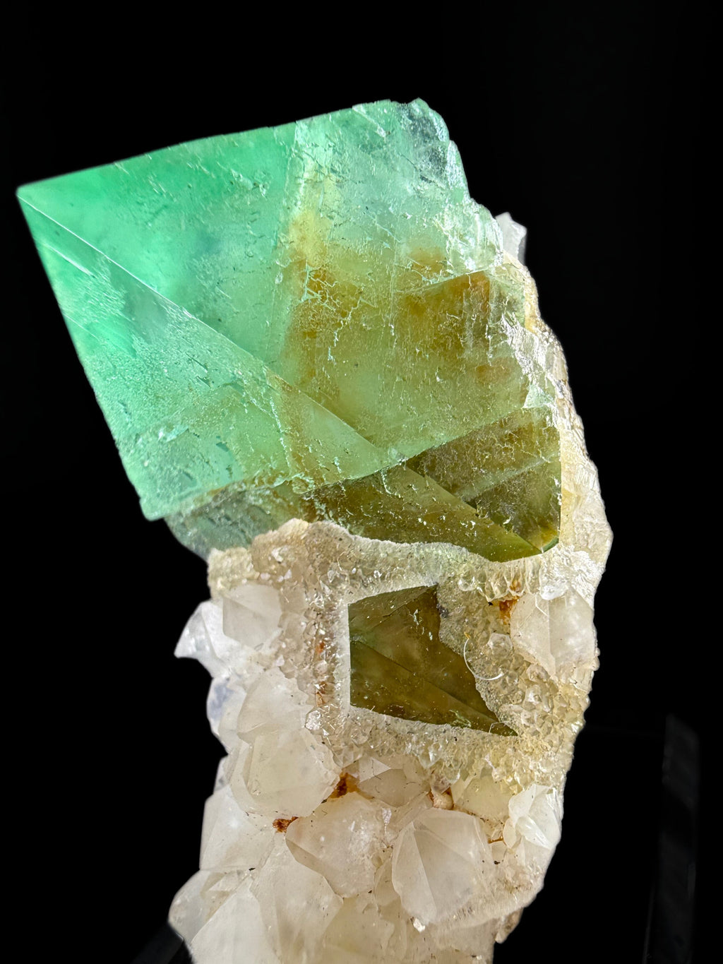 MN0116-Fluorite