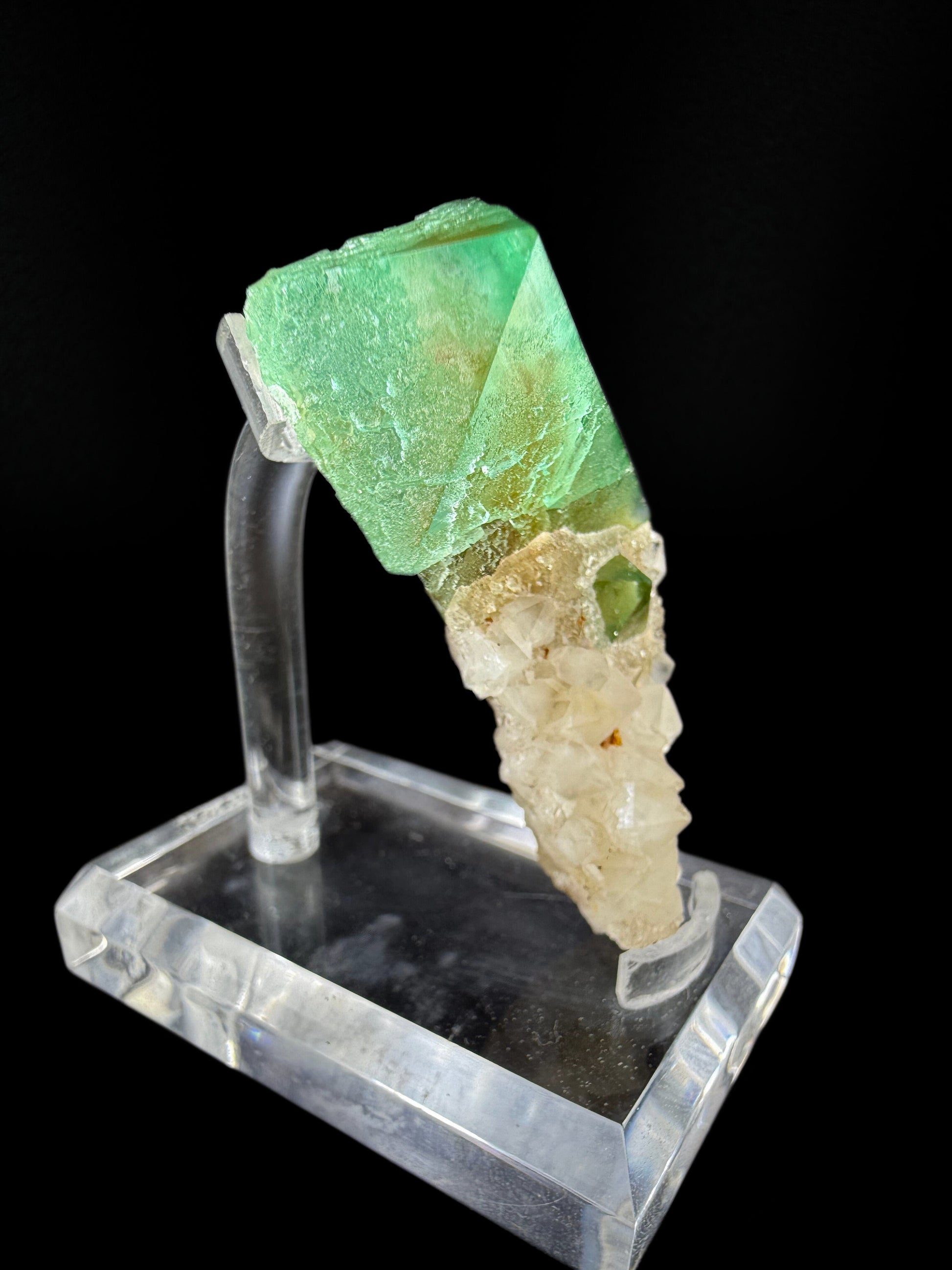 MN0116-Fluorite