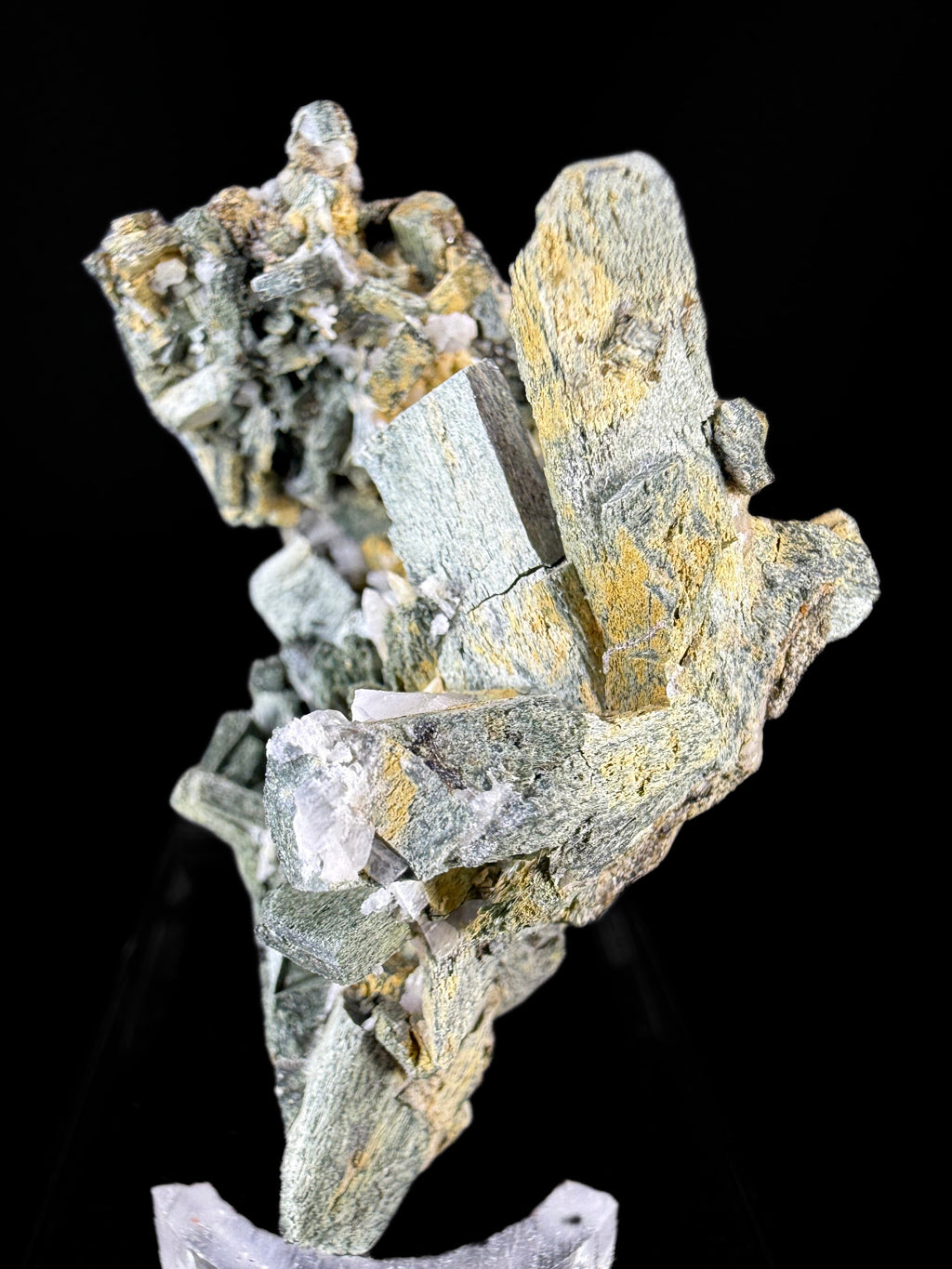 MN0122-Uralite (Actinolite After Diposide)