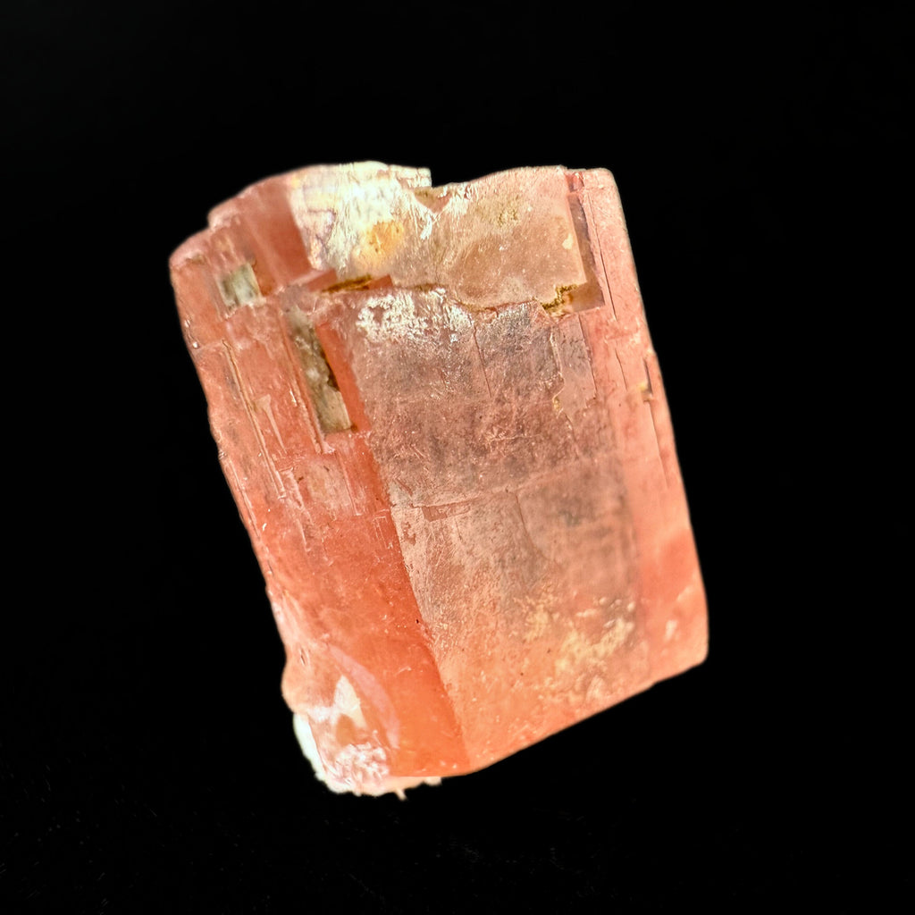 MN0126-Rhodochrosite