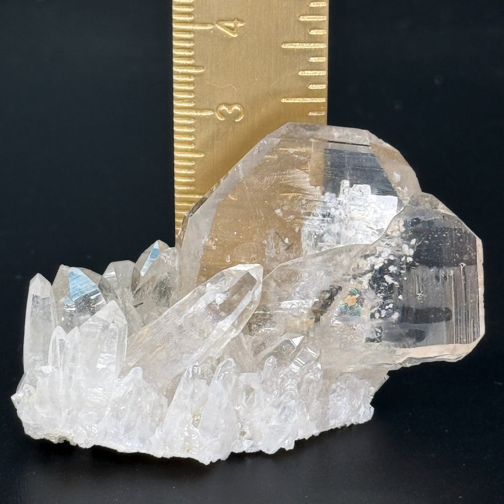 MN0179-Quartz, Japan Law Twin