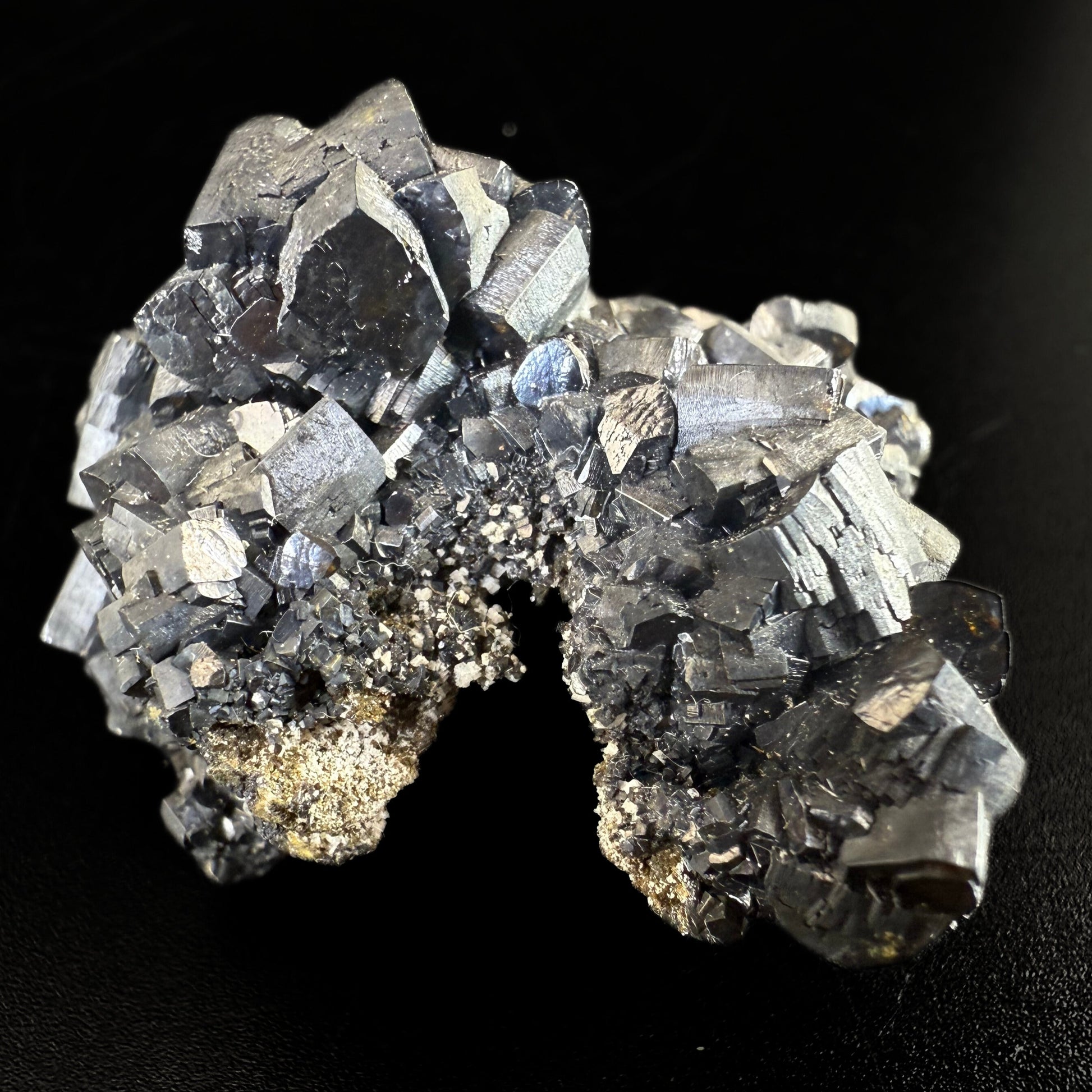 MN0226-Cerargyrite Var. Embolite