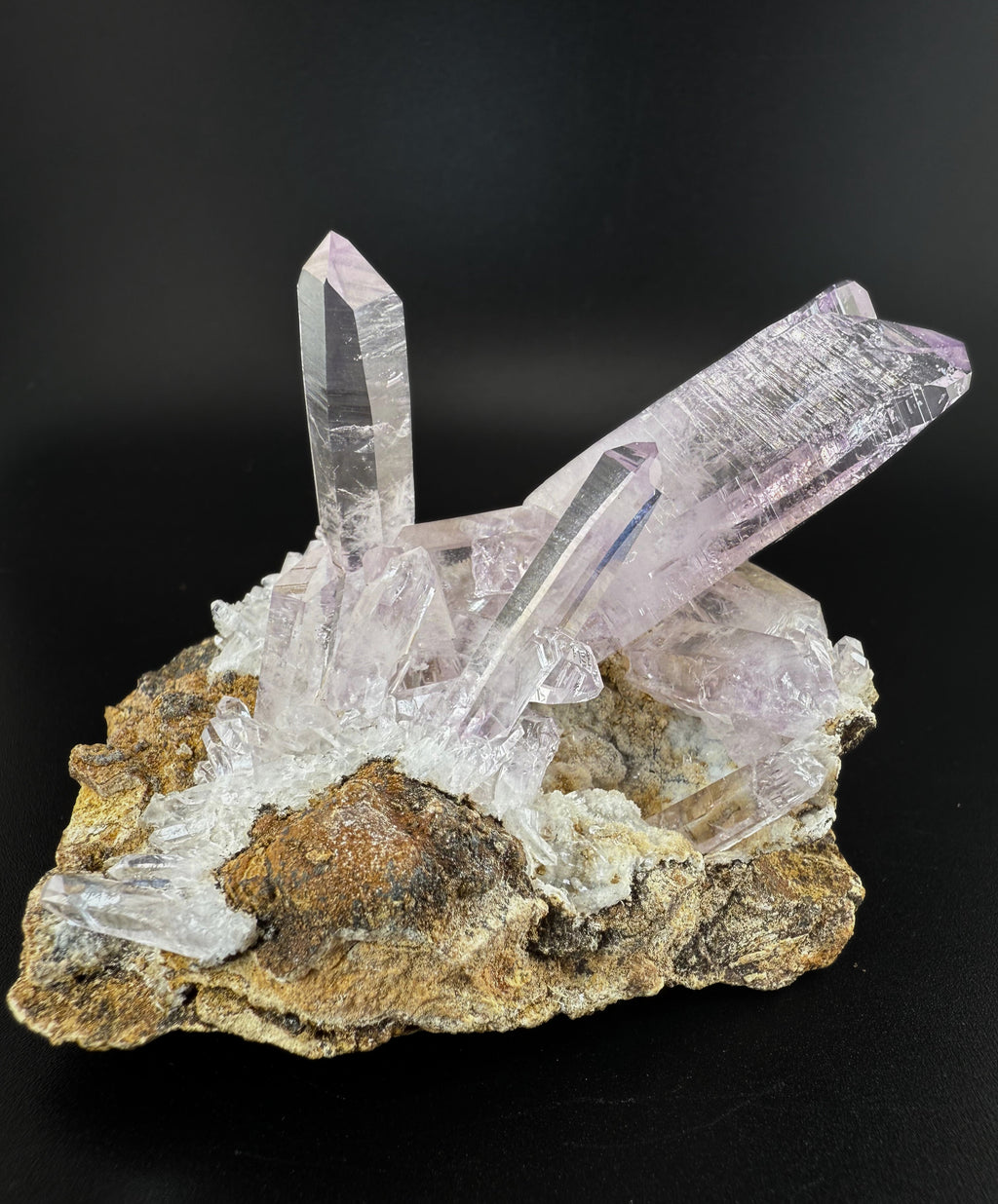 MN0233-Quartz Var. Amethyst