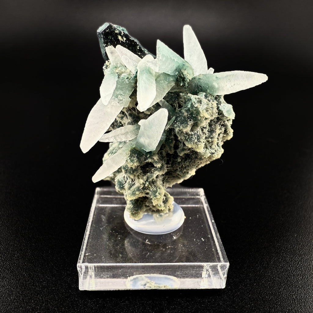 MN0235-Calcite