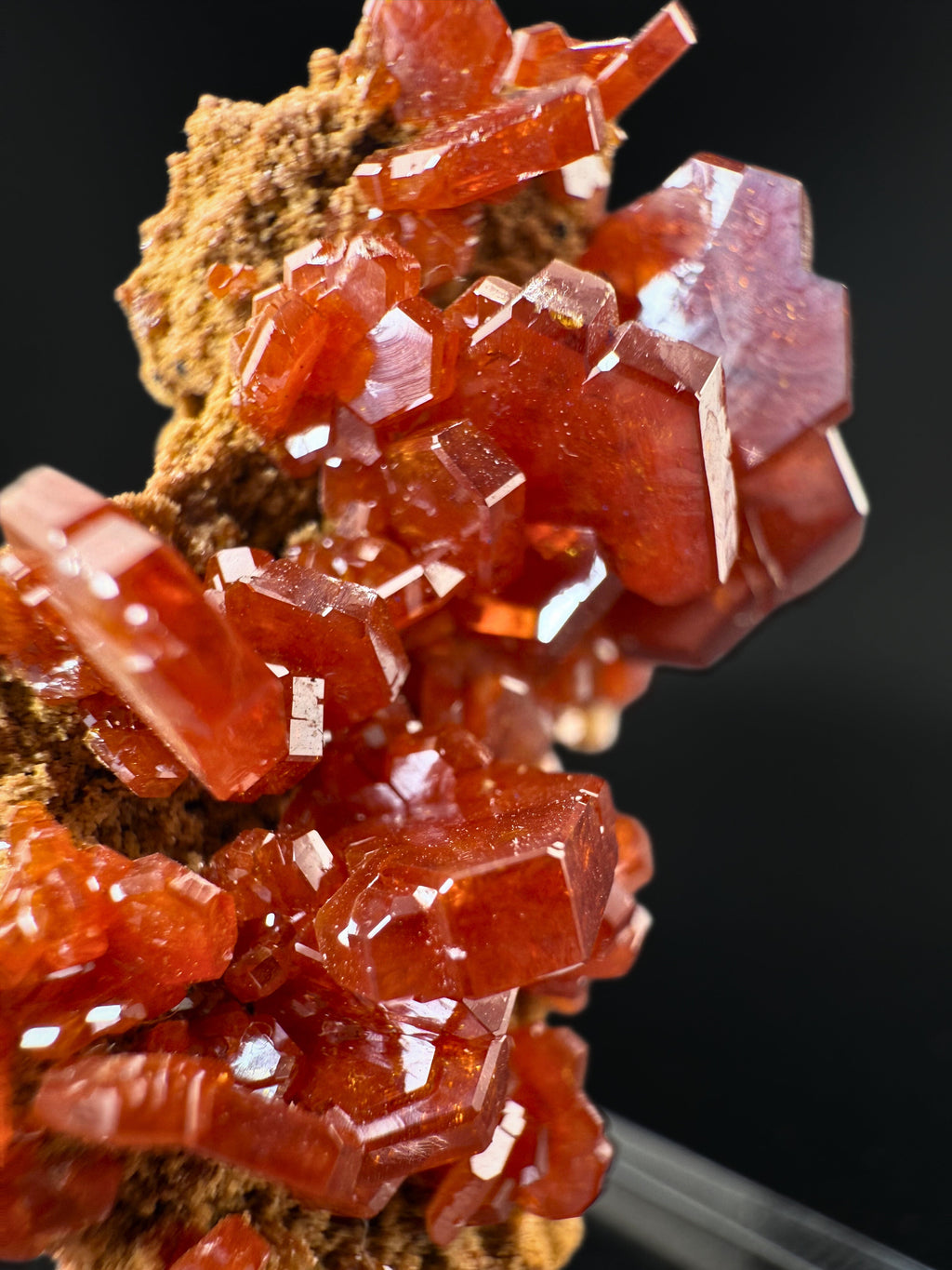 MN0236-Vanadinite