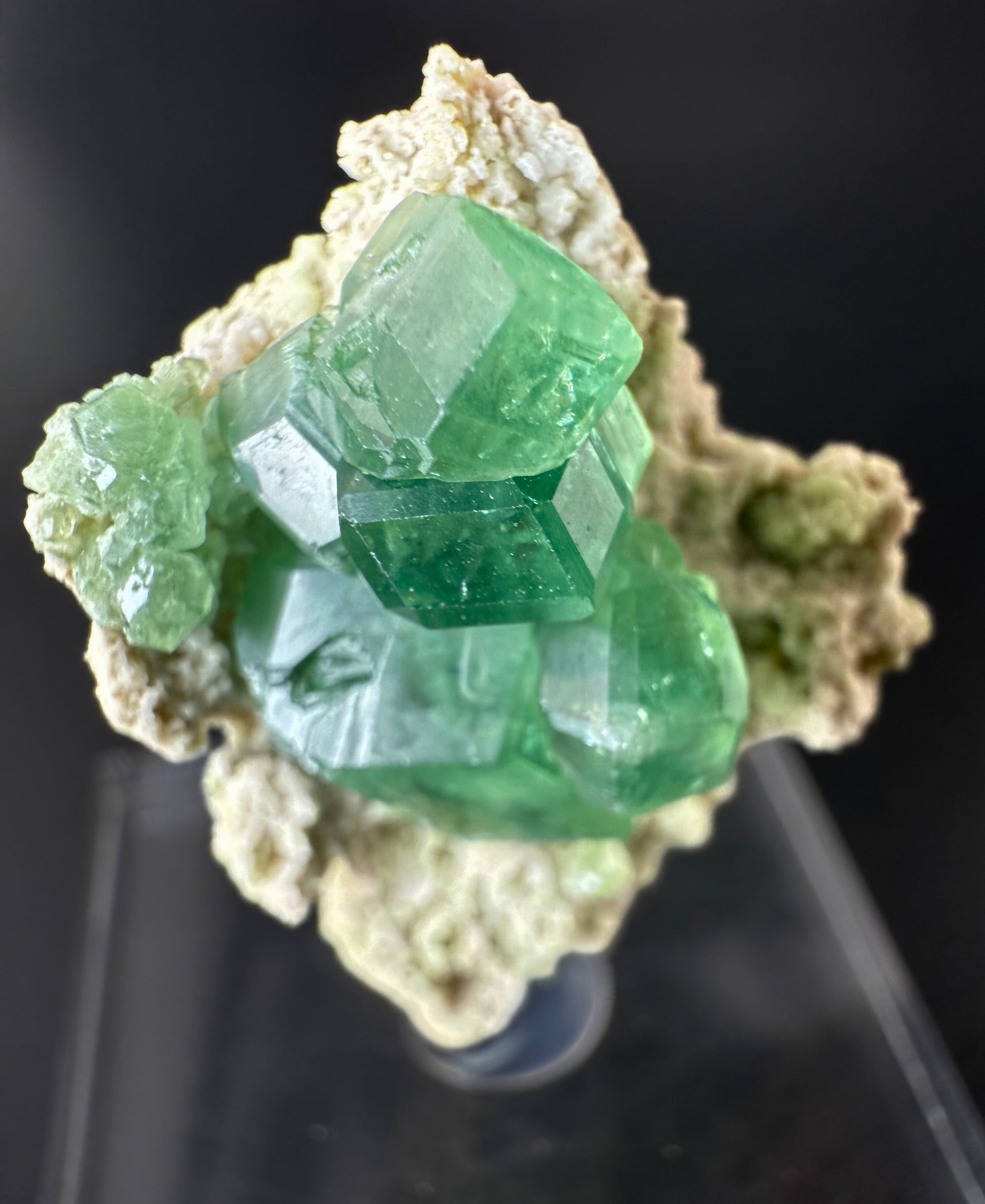 MN0242-Demantoid Anadradite Garnet