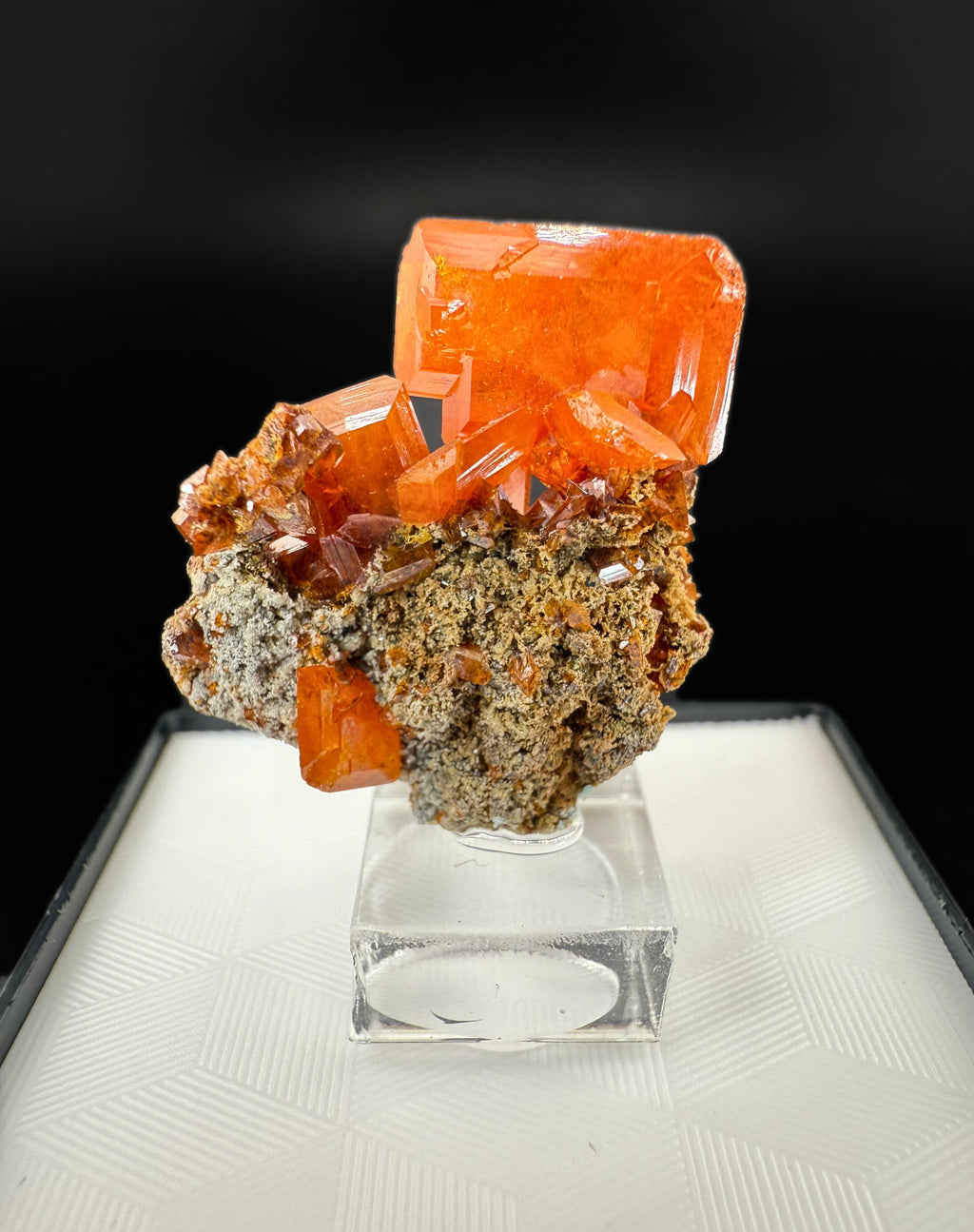 MN0253-Wulfenite