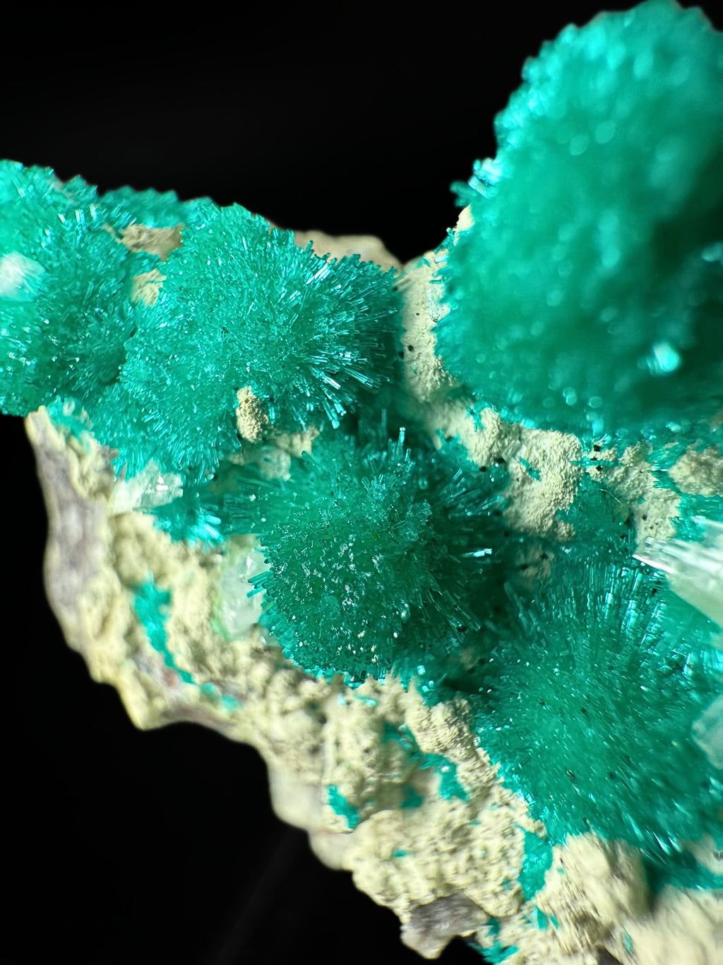 MN0256-Dioptase