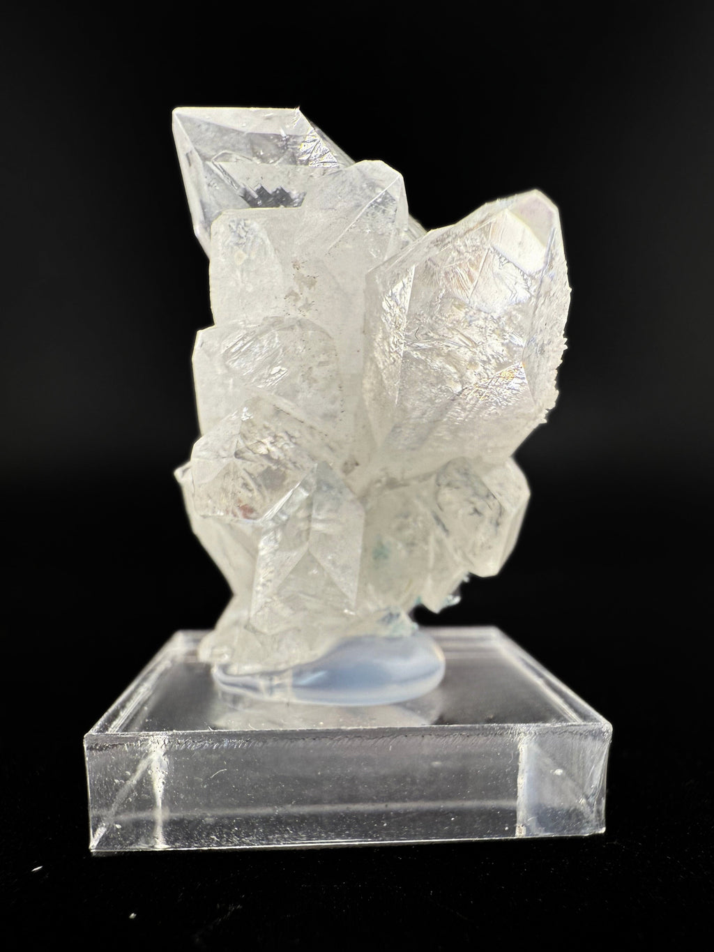 MN0262-Fluorapophylite