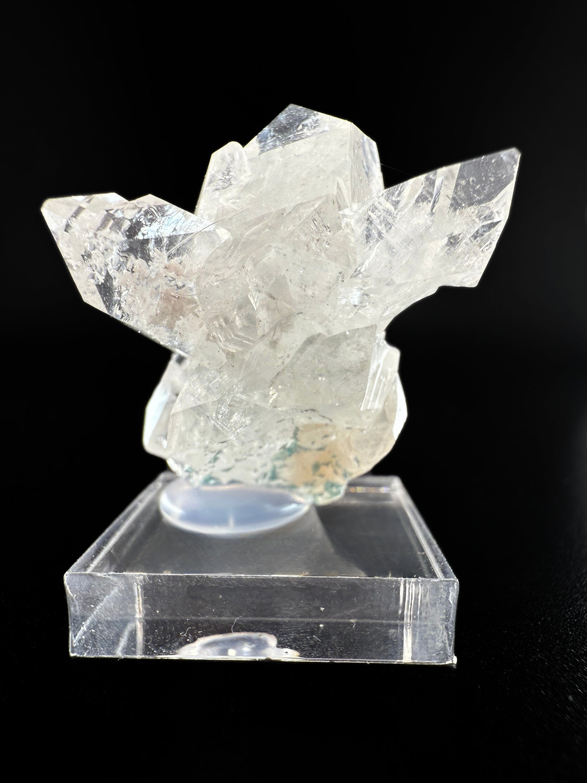MN0262-Fluorapophylite
