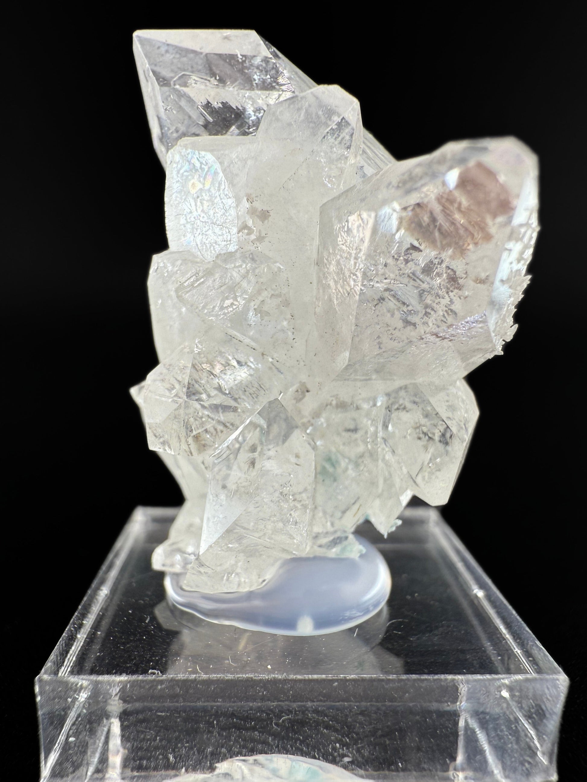 MN0262-Fluorapophylite