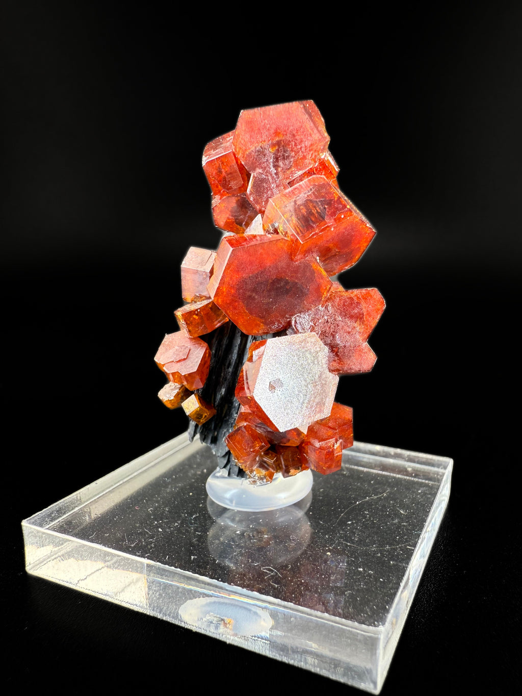MN0267-Vanadinite