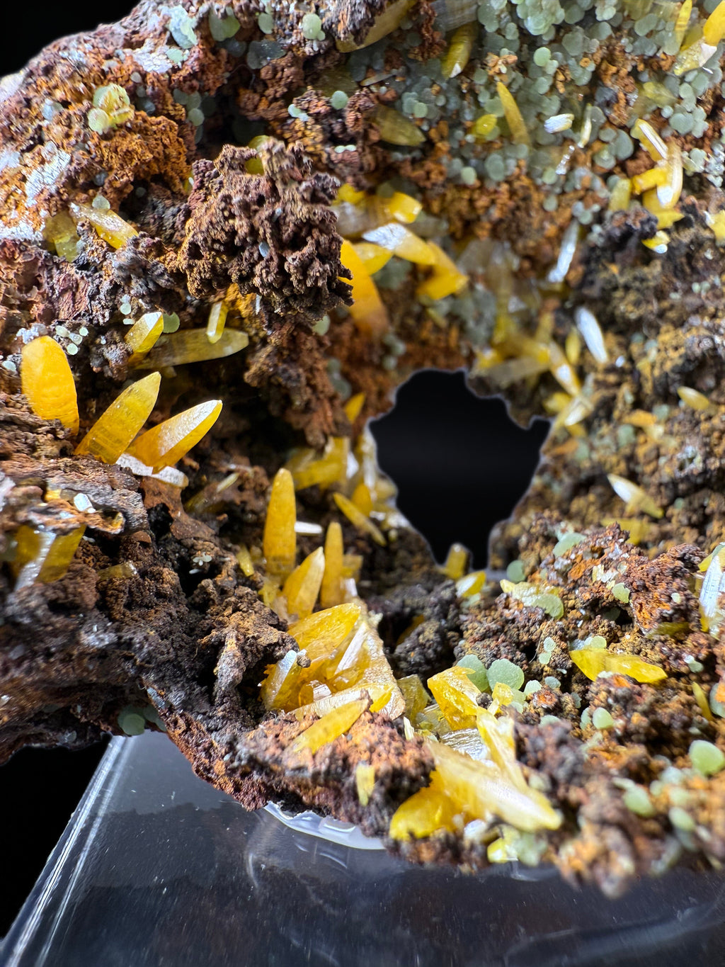 MN0272-Wulfenite