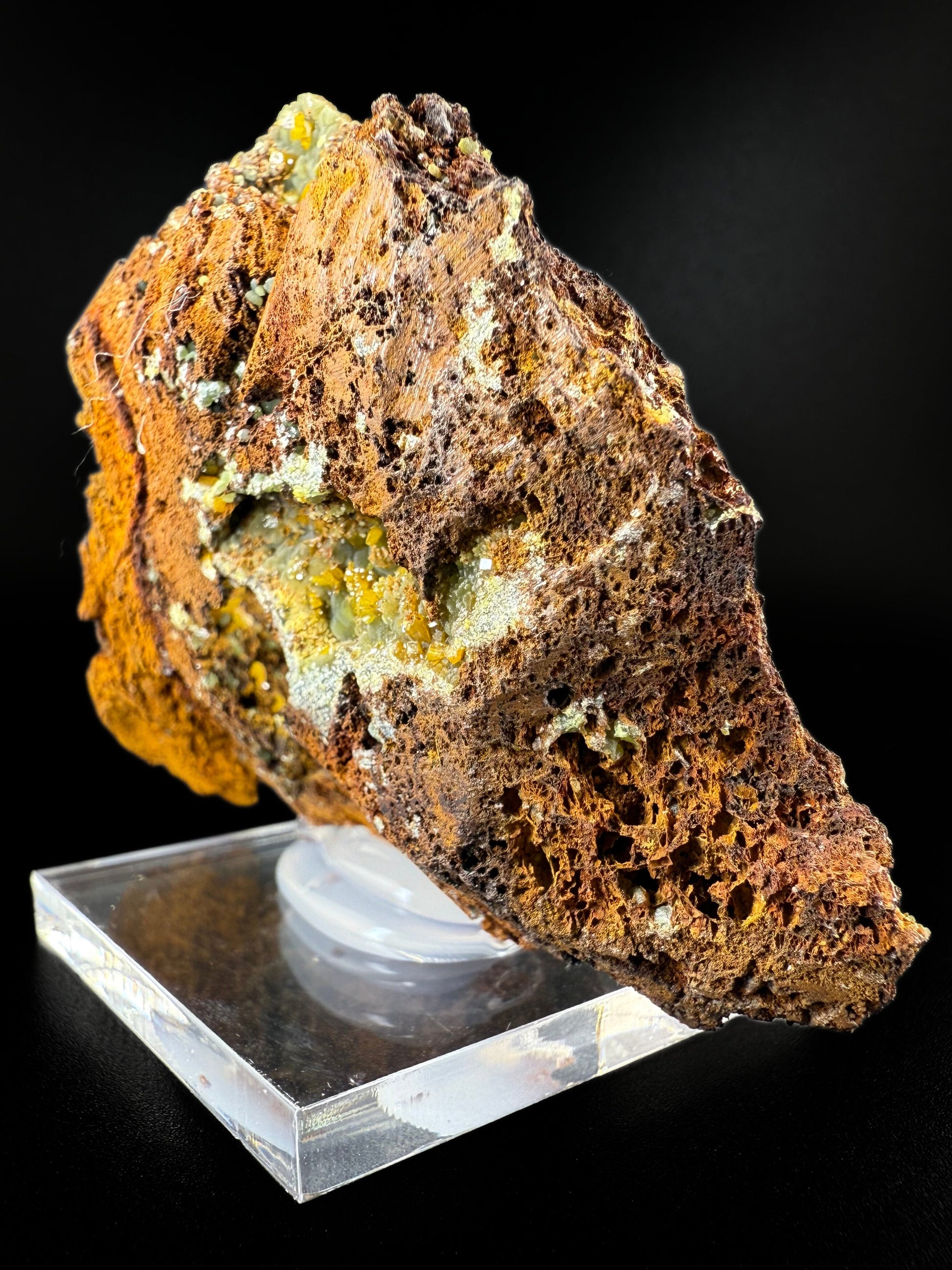 MN0272-Wulfenite
