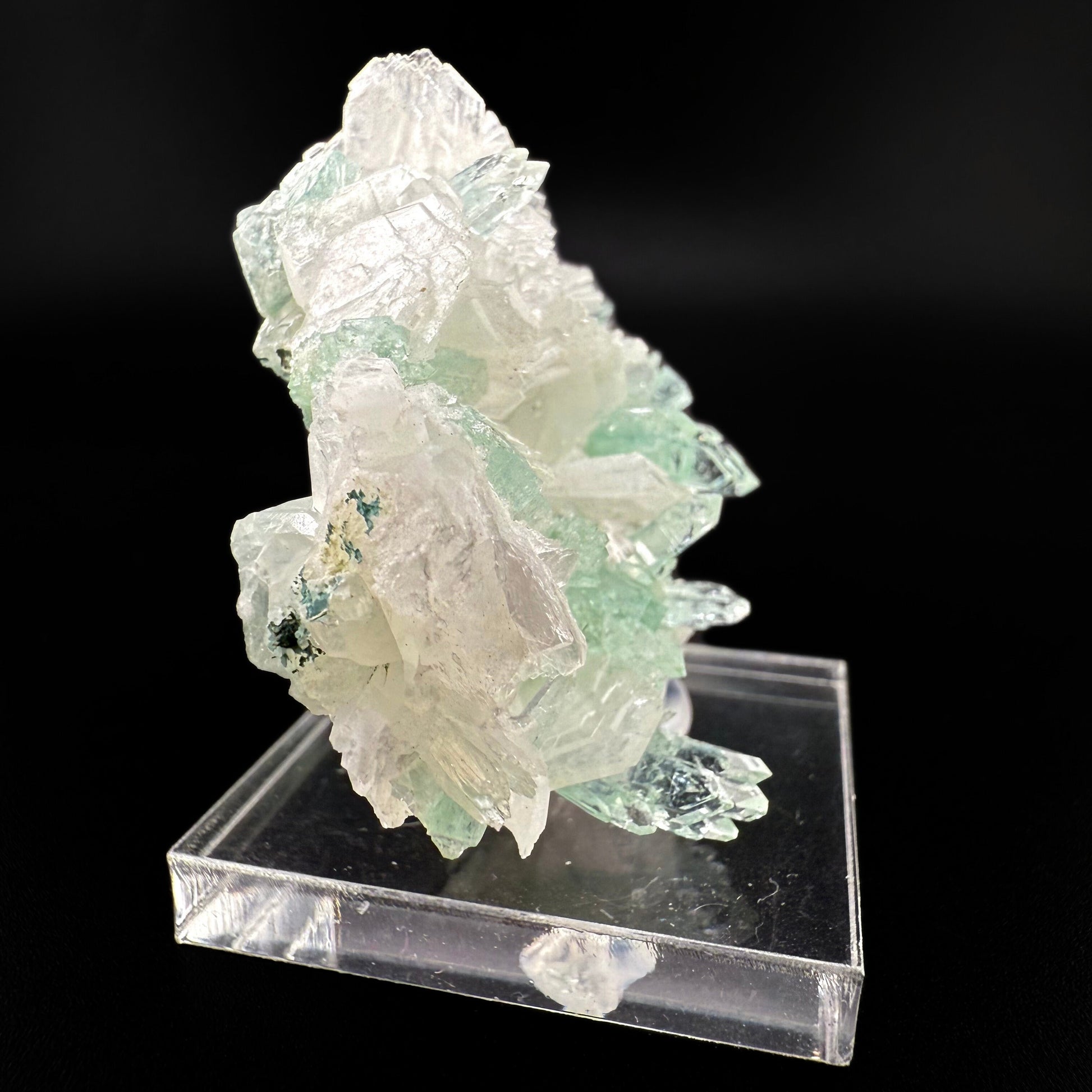 MN0279-Apophyllite & Stilbite