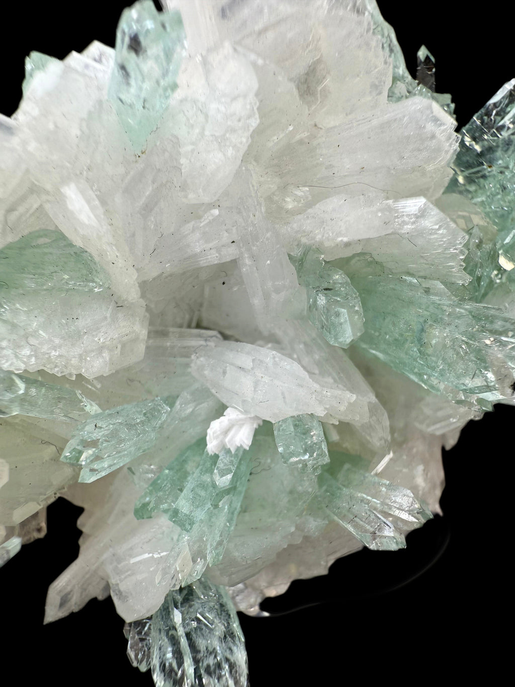 MN0279-Apophyllite & Stilbite