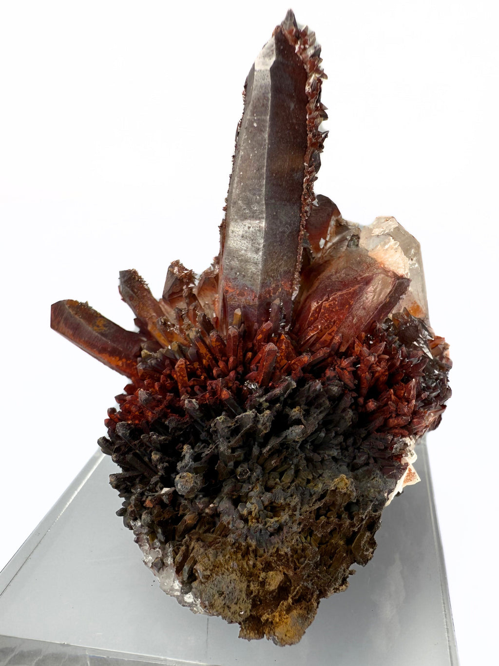 MN0284-Iron Oxides On Quartz