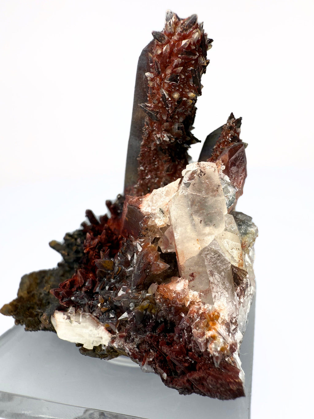 MN0284-Iron Oxides On Quartz