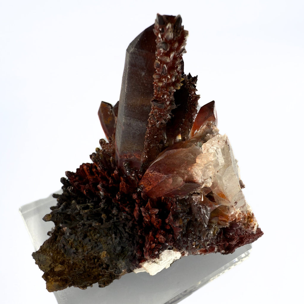 MN0284-Iron Oxides On Quartz