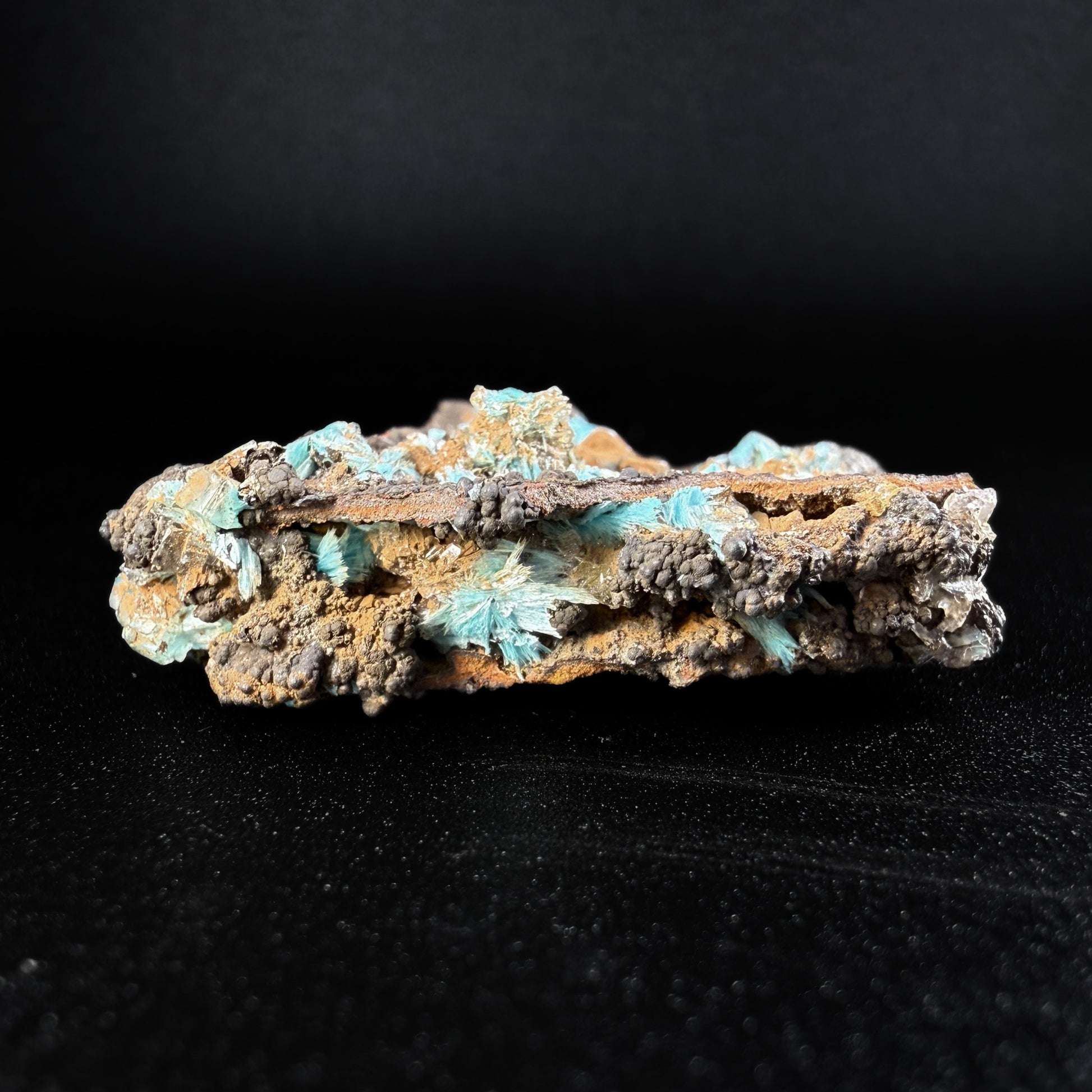 Aurichalciite