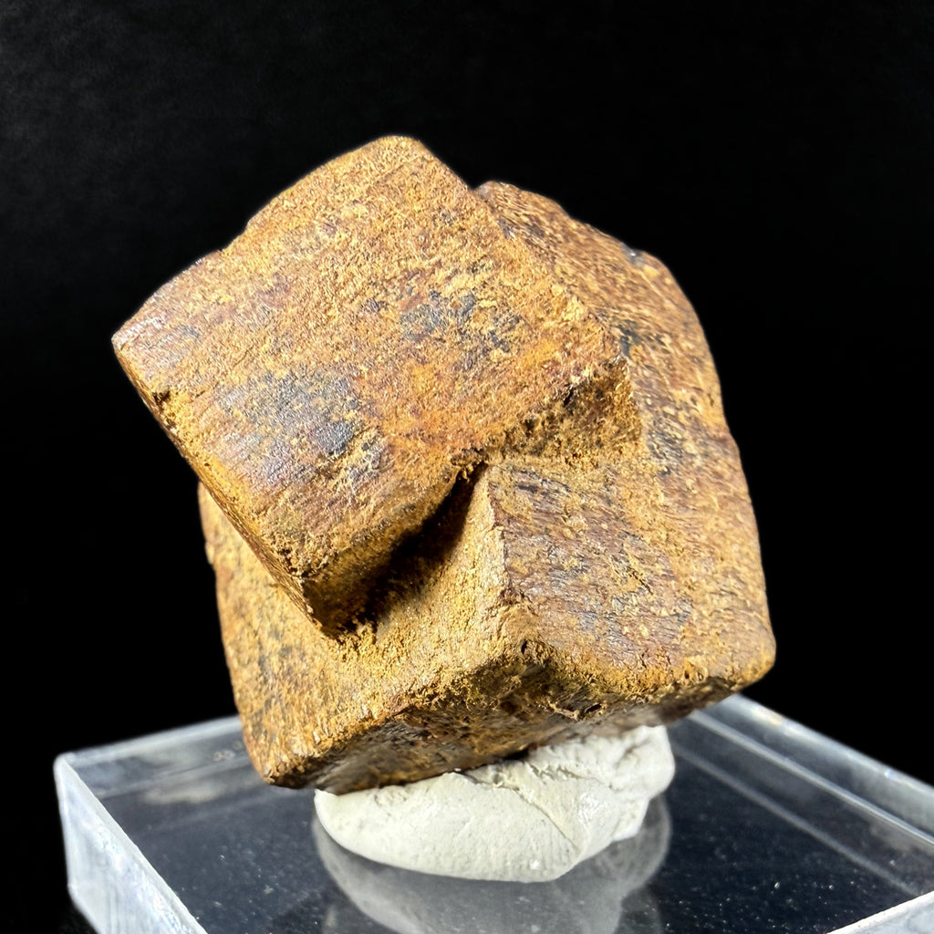 Limonite pseudo after Pyrite