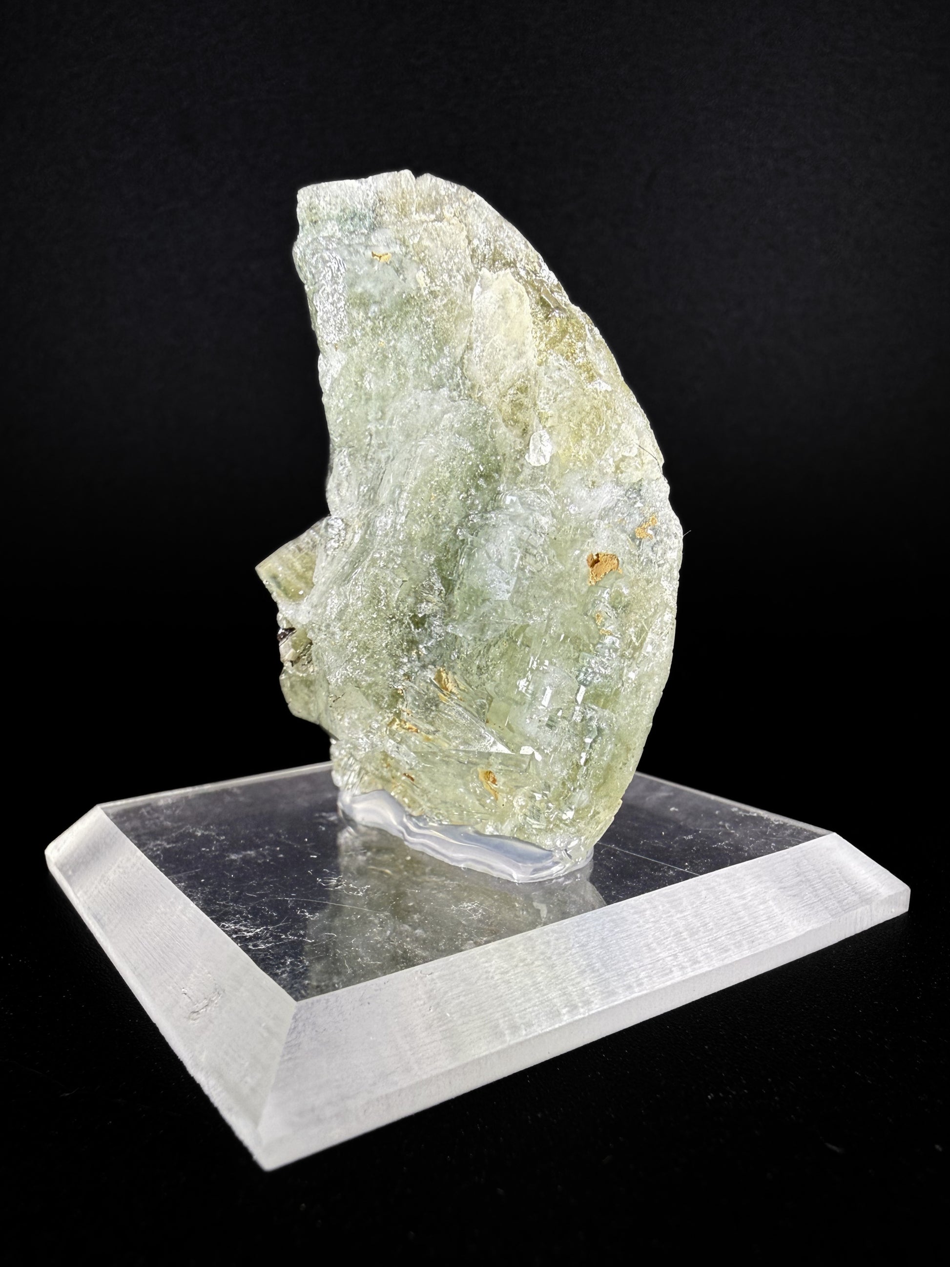 Fluorapatite