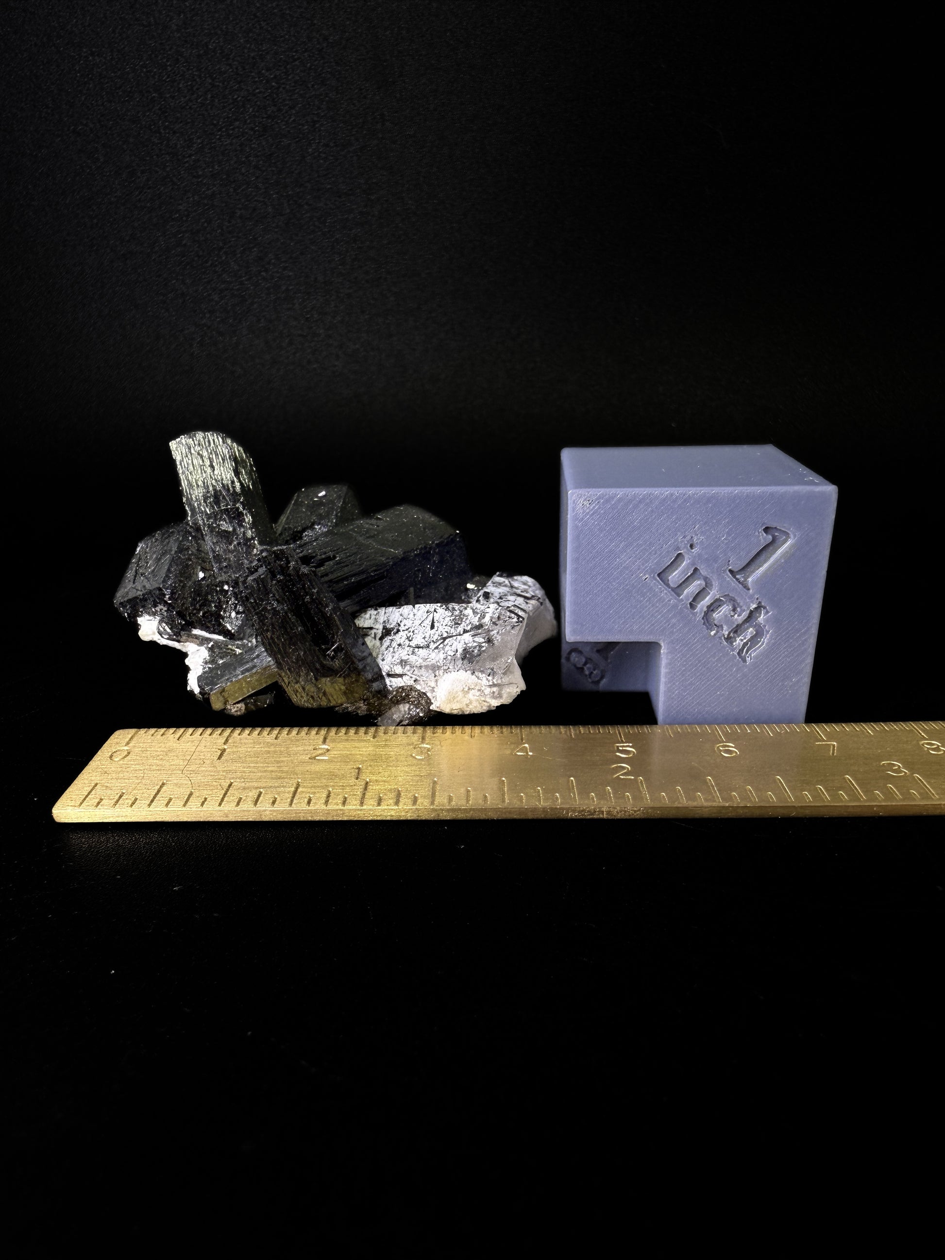 Schorl var. Tourmaline