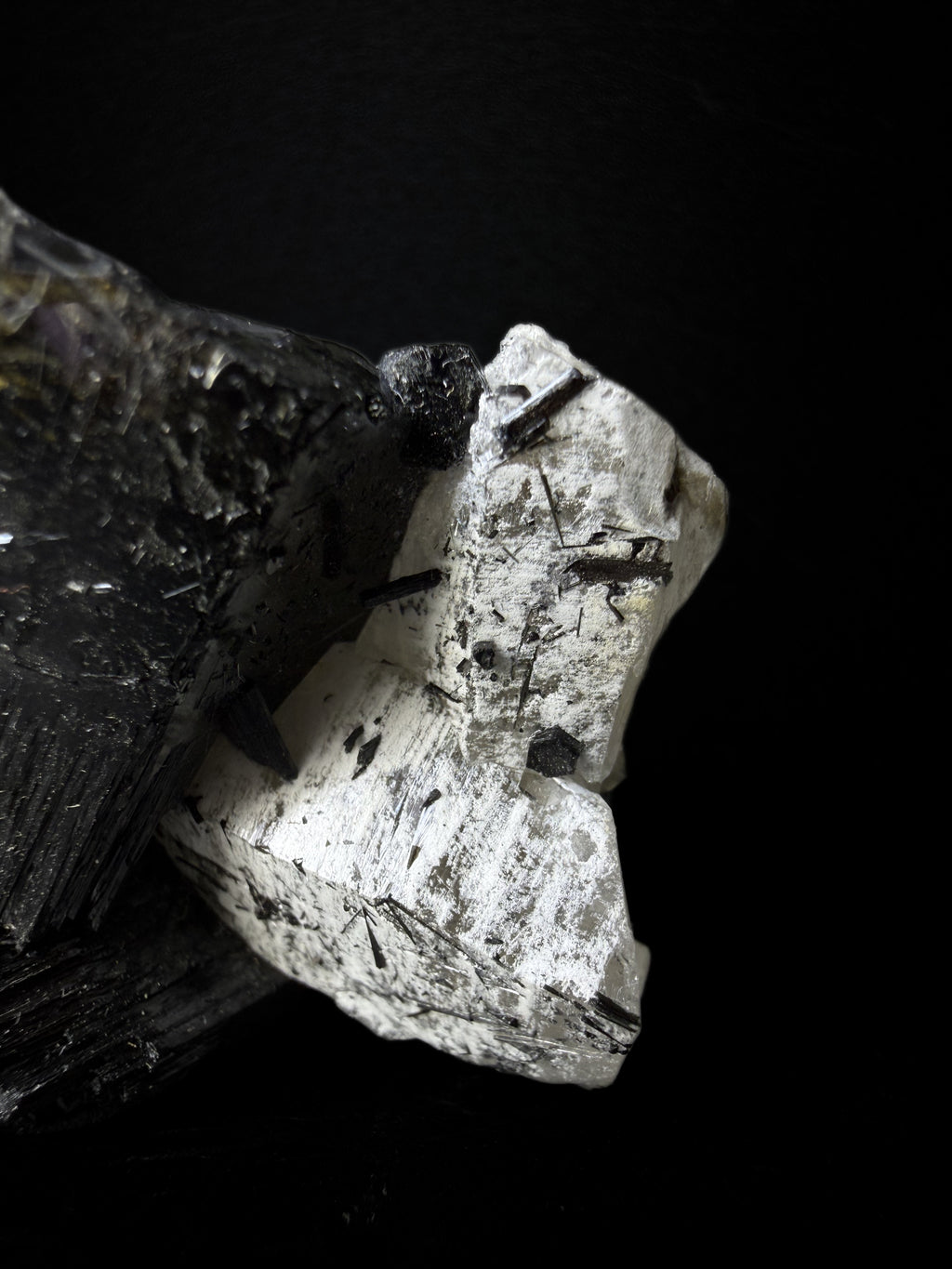 Schorl var. Tourmaline