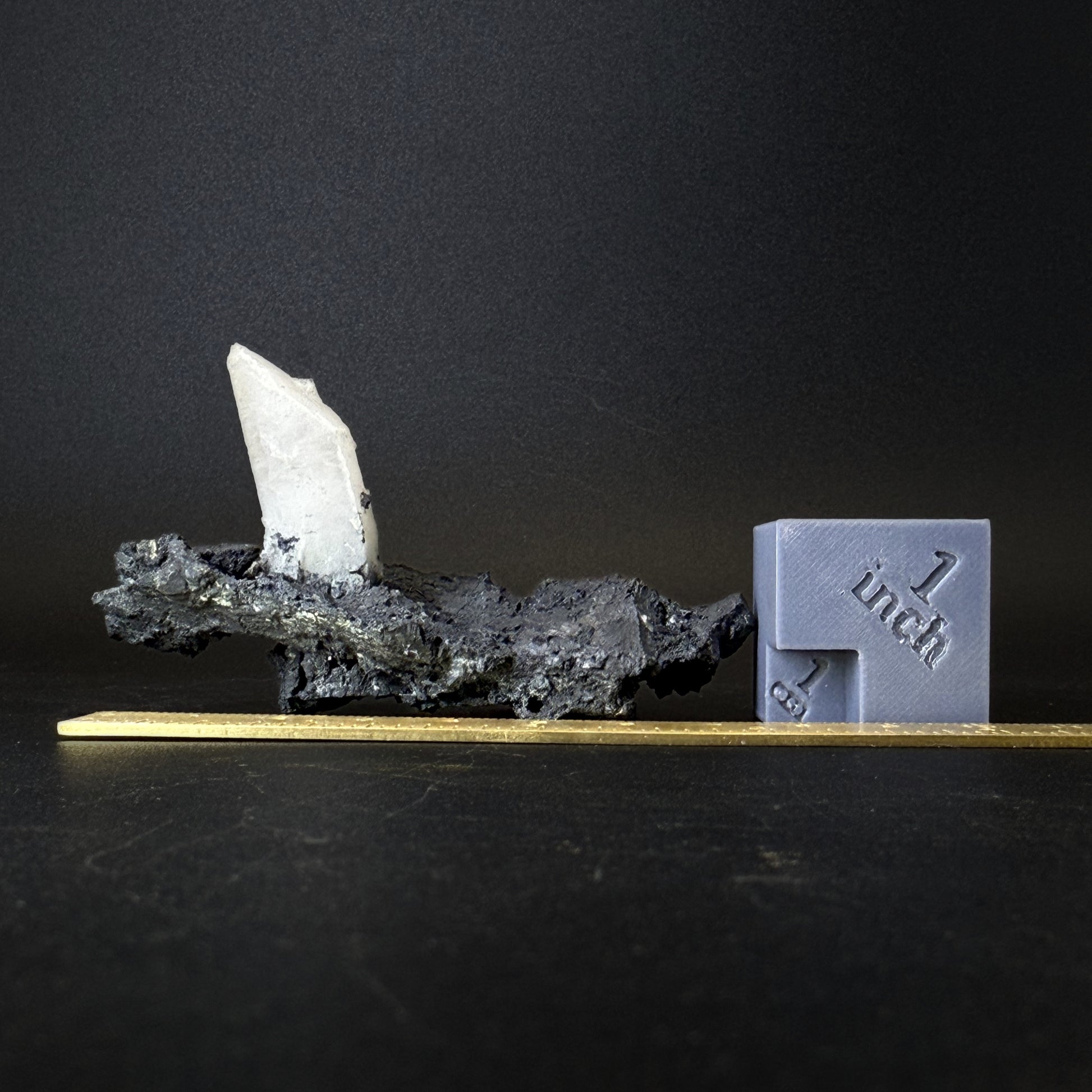 Quartz on Tennantite