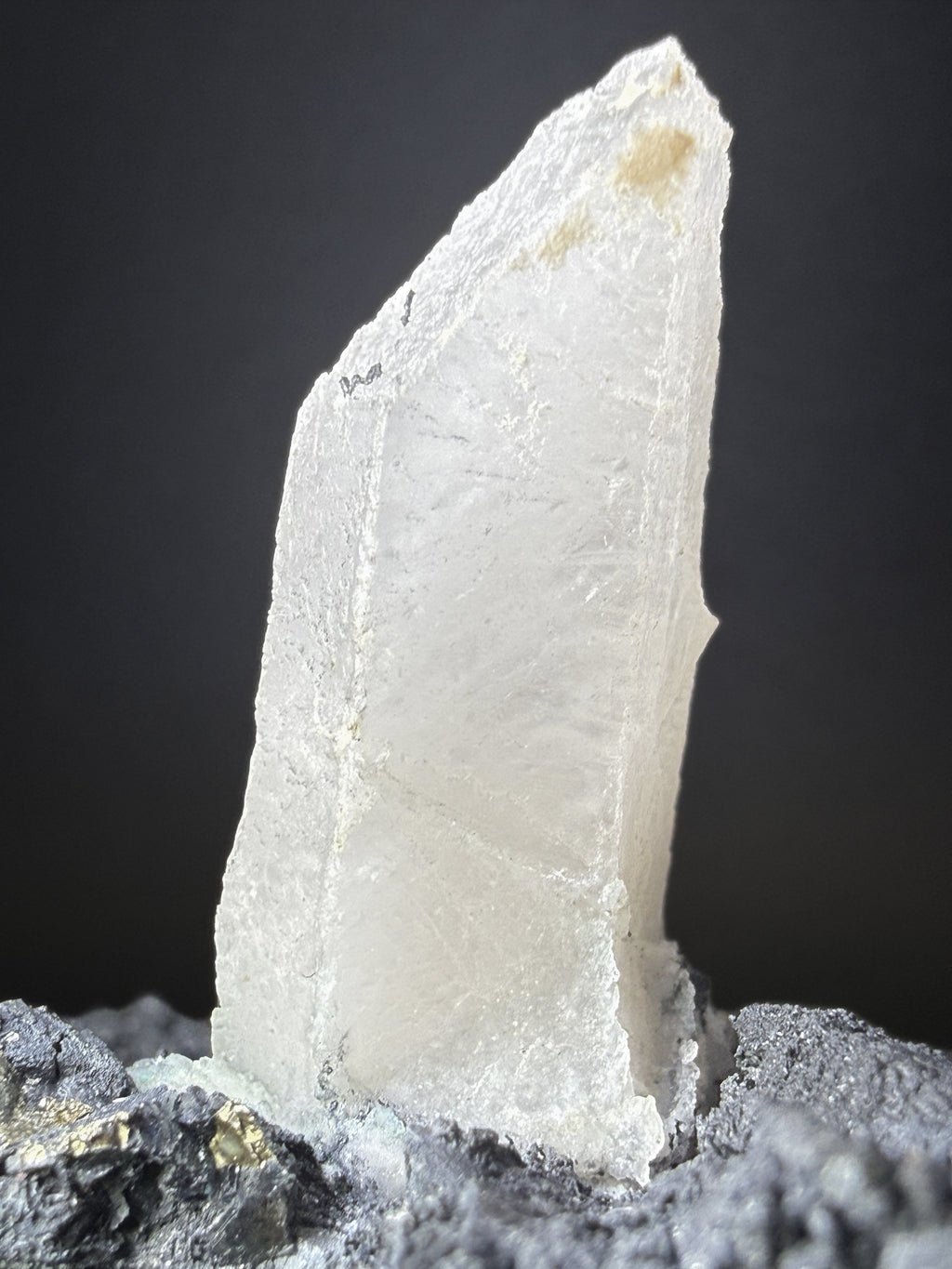 Quartz on Tennantite