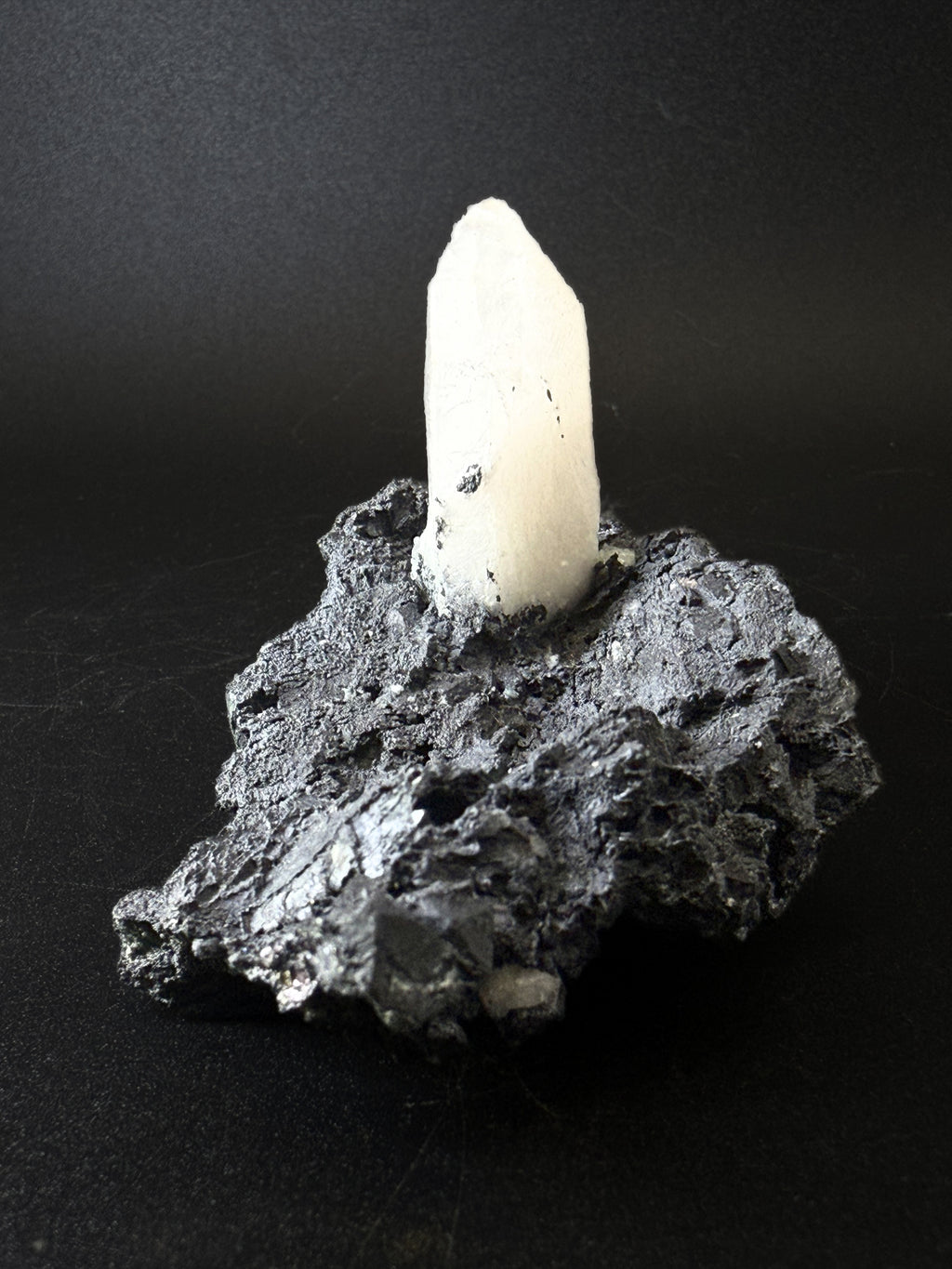 Quartz on Tennantite